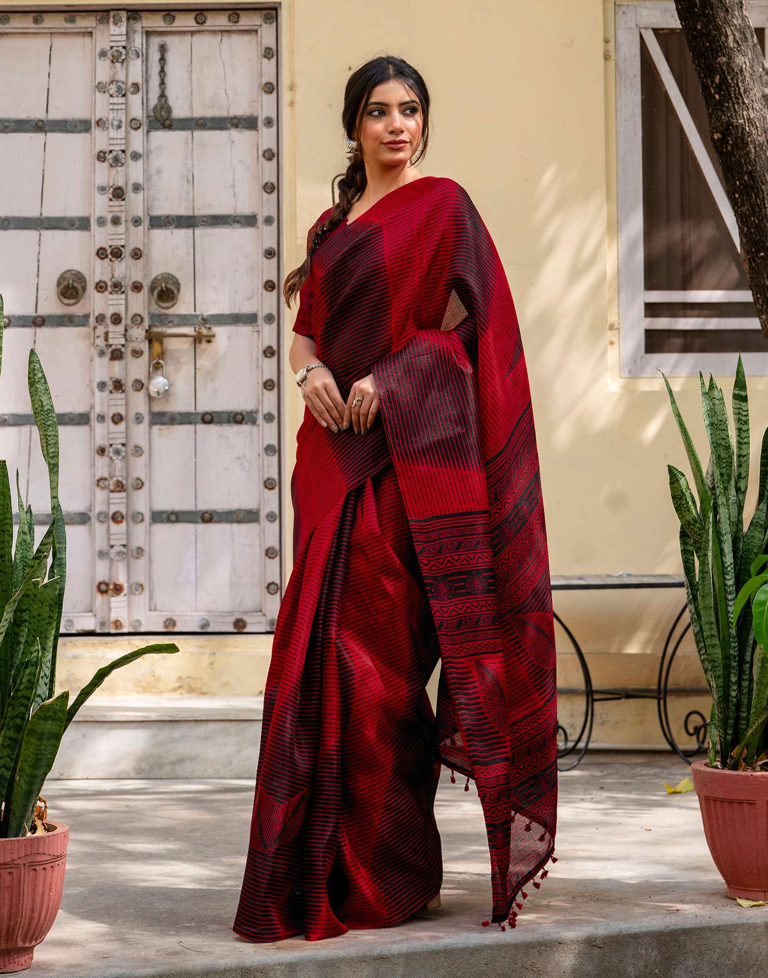 Red Khadi Printed Saree - Image 4