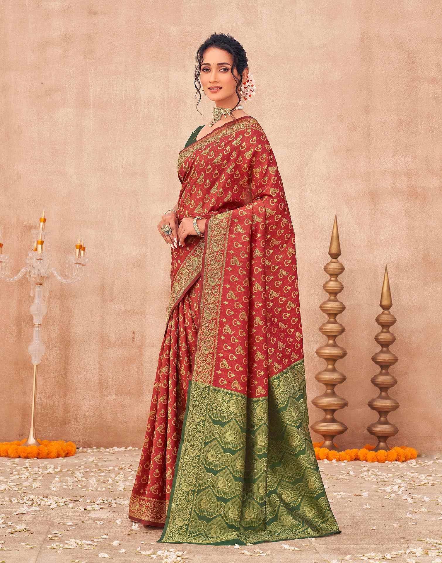 Red Shimmer Silk Woven Banarasi Saree - Image 4