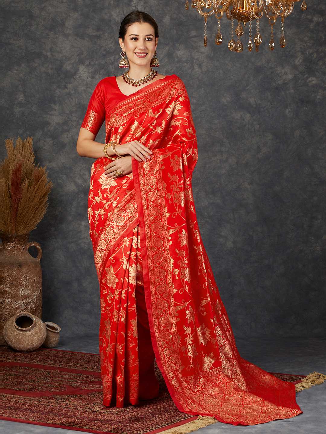 Red Silk Woven Banarasi Saree - Image 4