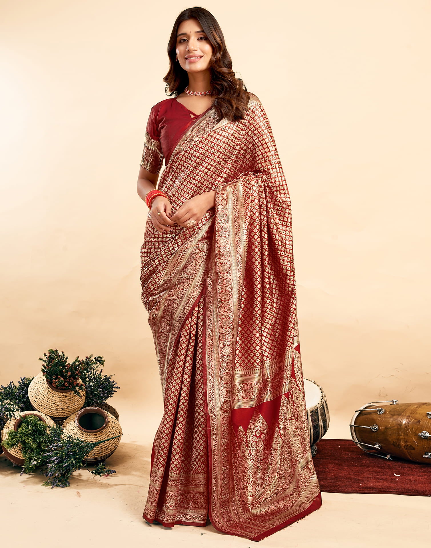 Red Silk Woven Banarasi Saree - Image 6