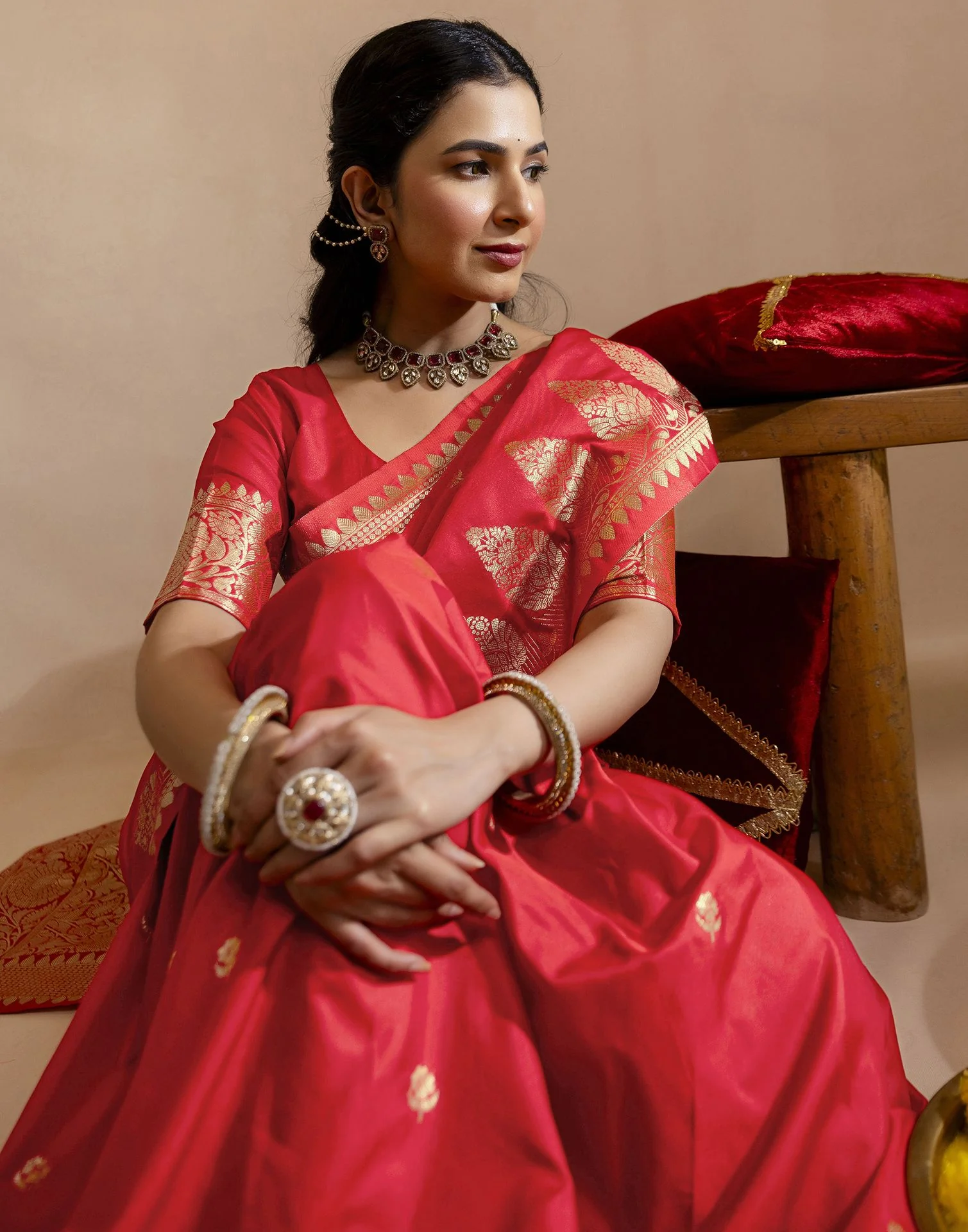 Red Silk Woven Banarasi Saree - Image 10
