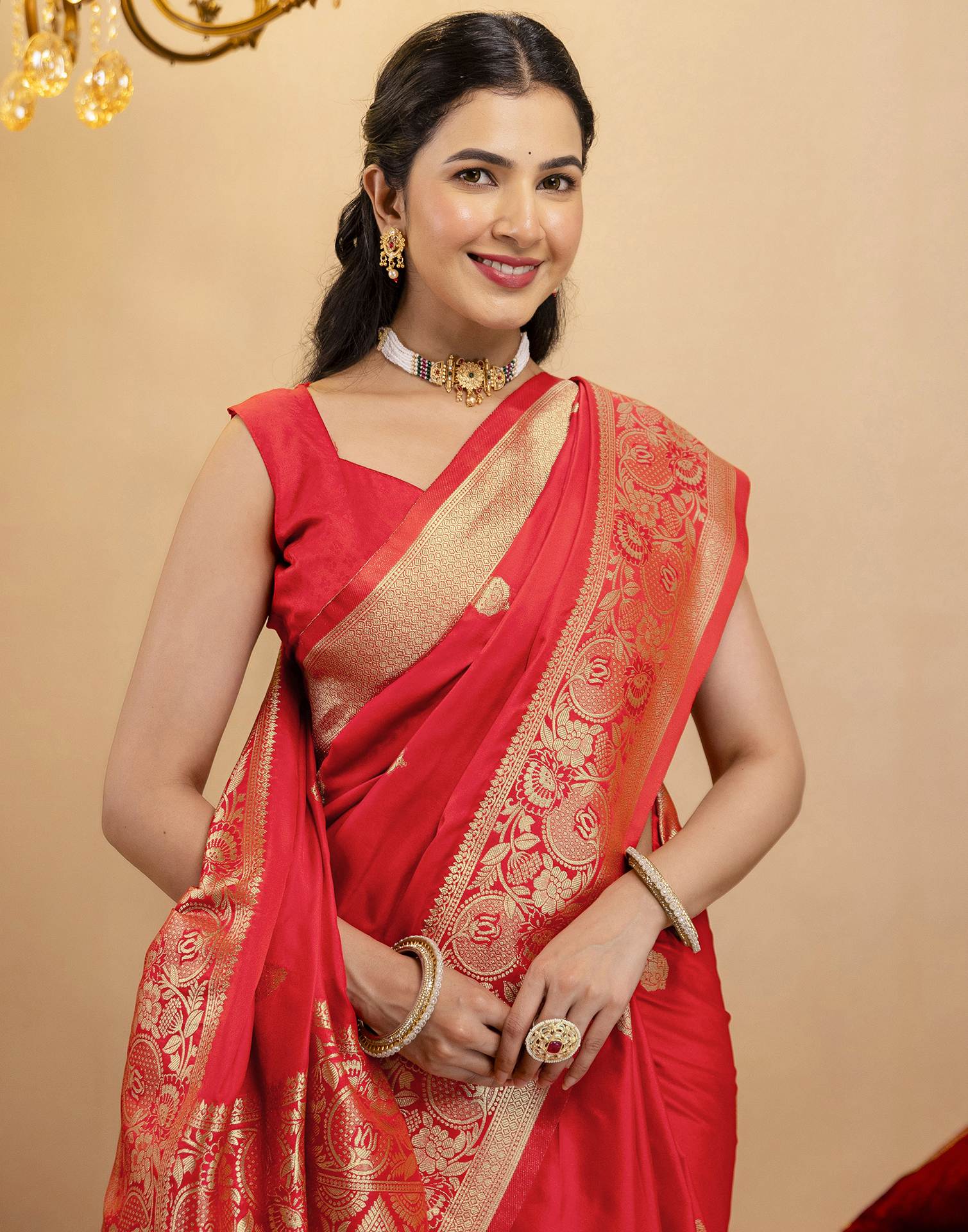 Red Silk Woven Banarasi Saree - Image 9