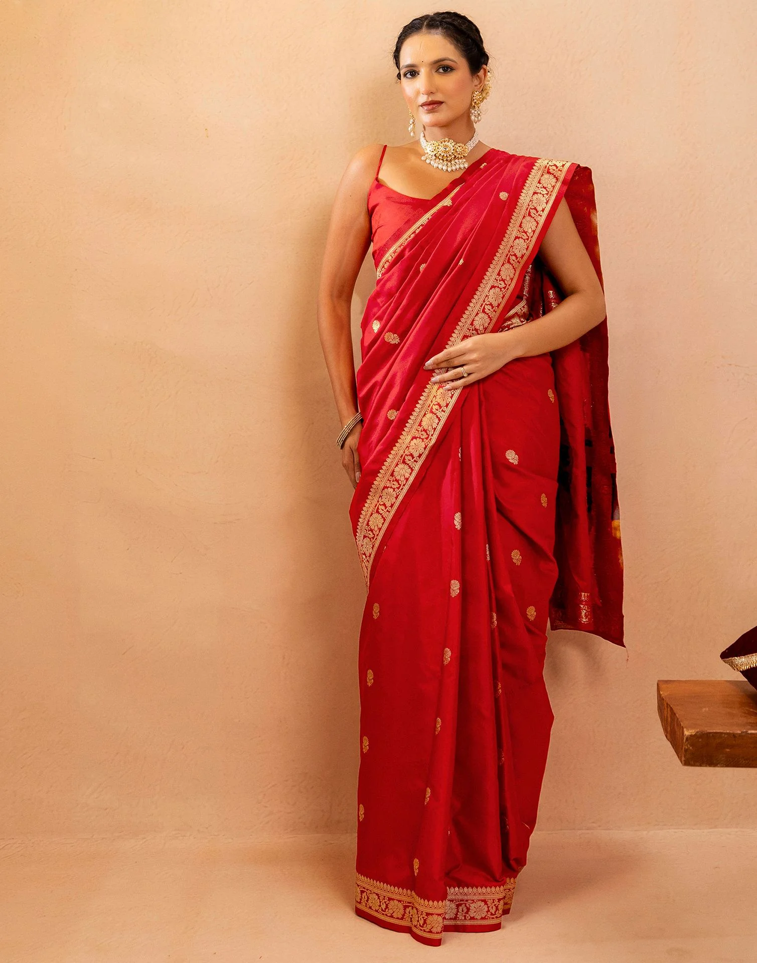 Red Silk Woven Banarasi Saree - Image 9