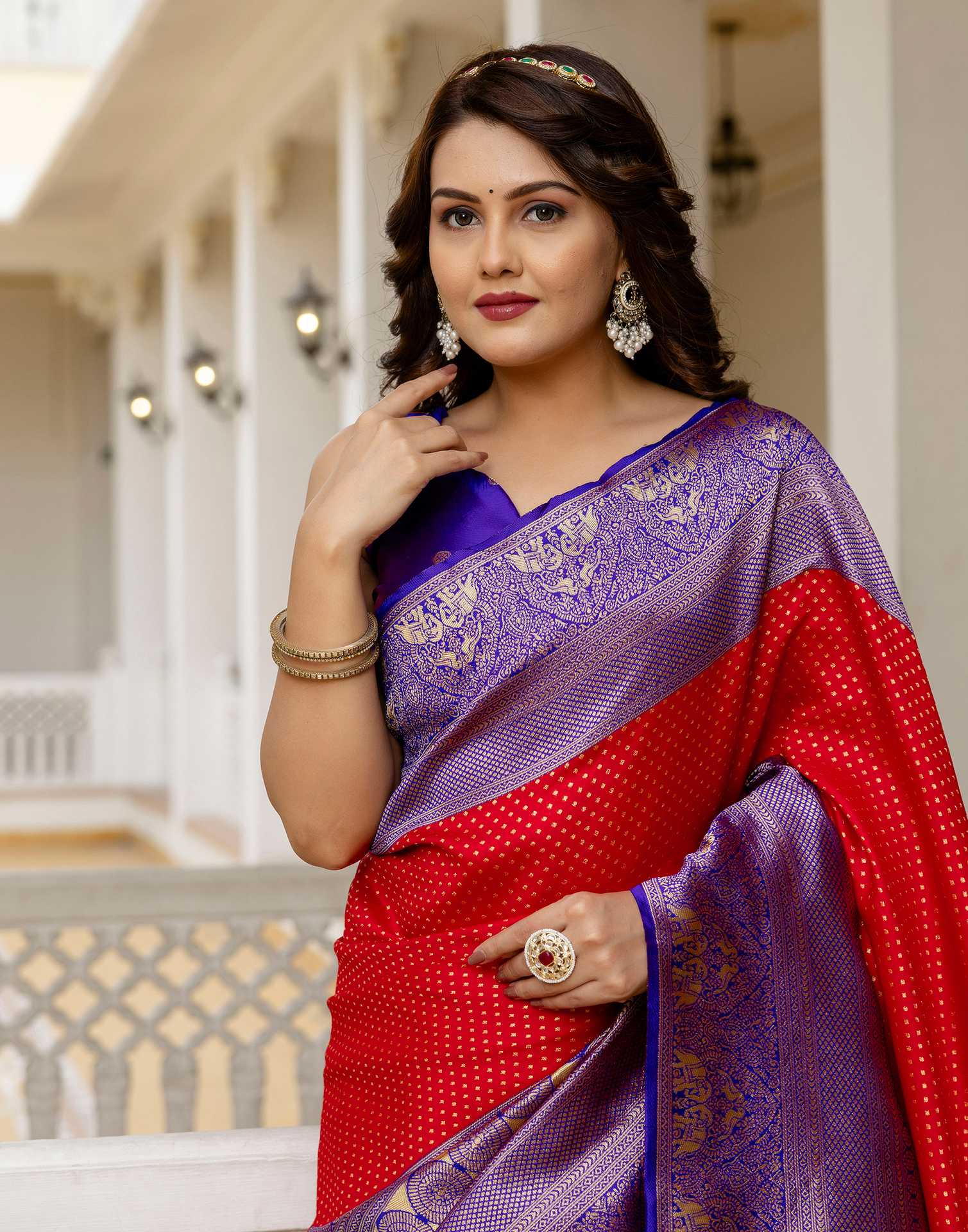 Red Silk Woven Kanjivaram Saree - Image 4