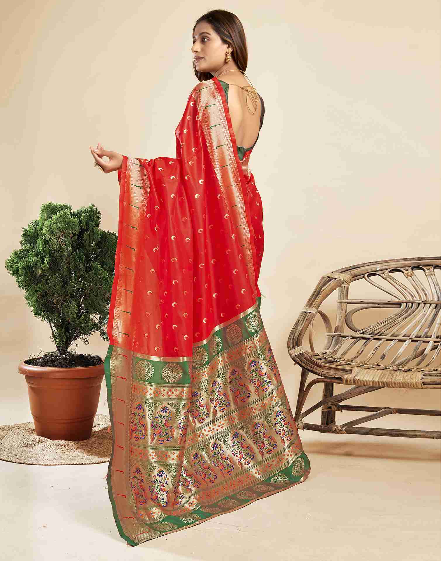 Red Silk Woven Paithani Saree - Image 3