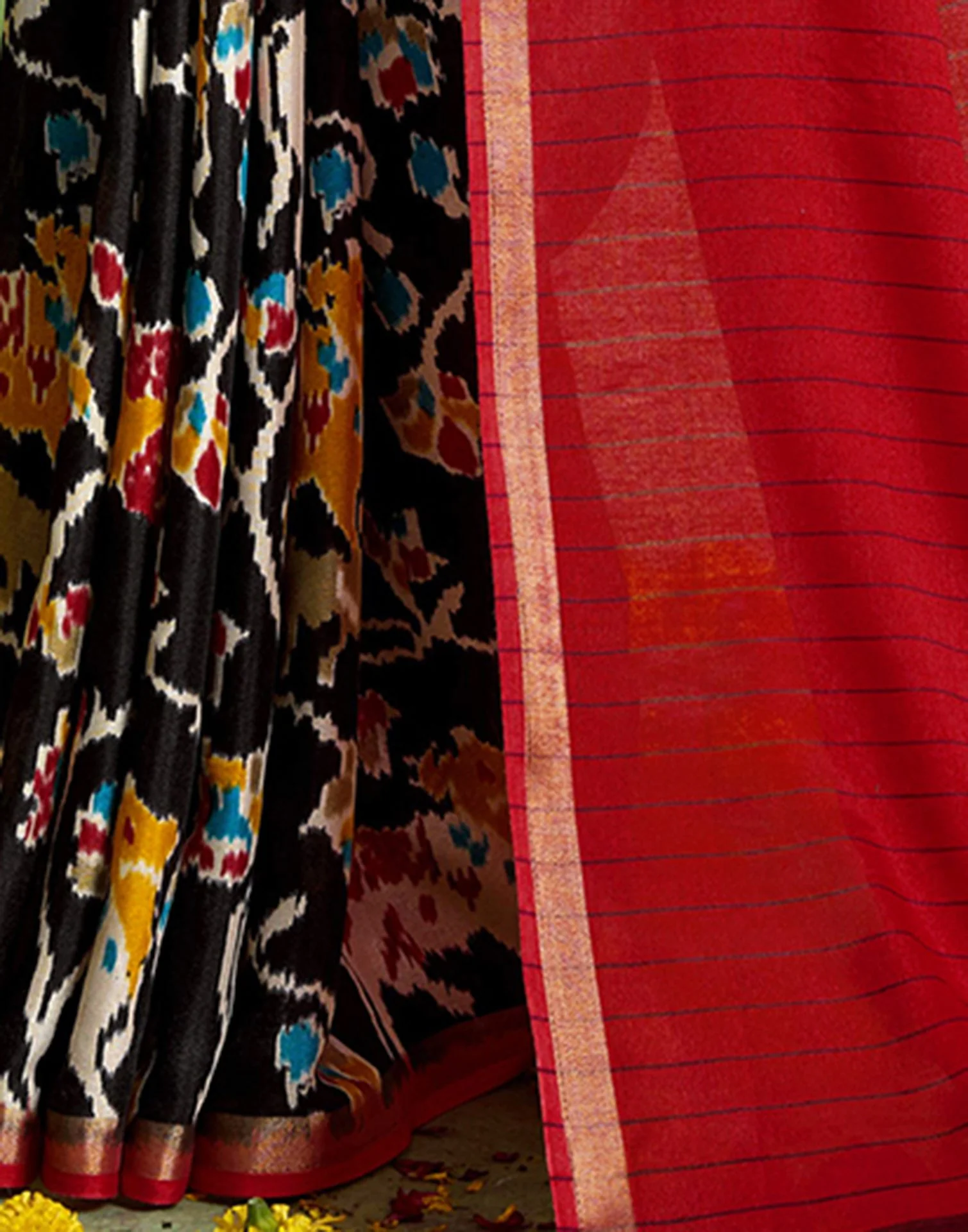 Red Silk Zari Printed Saree - Image 7