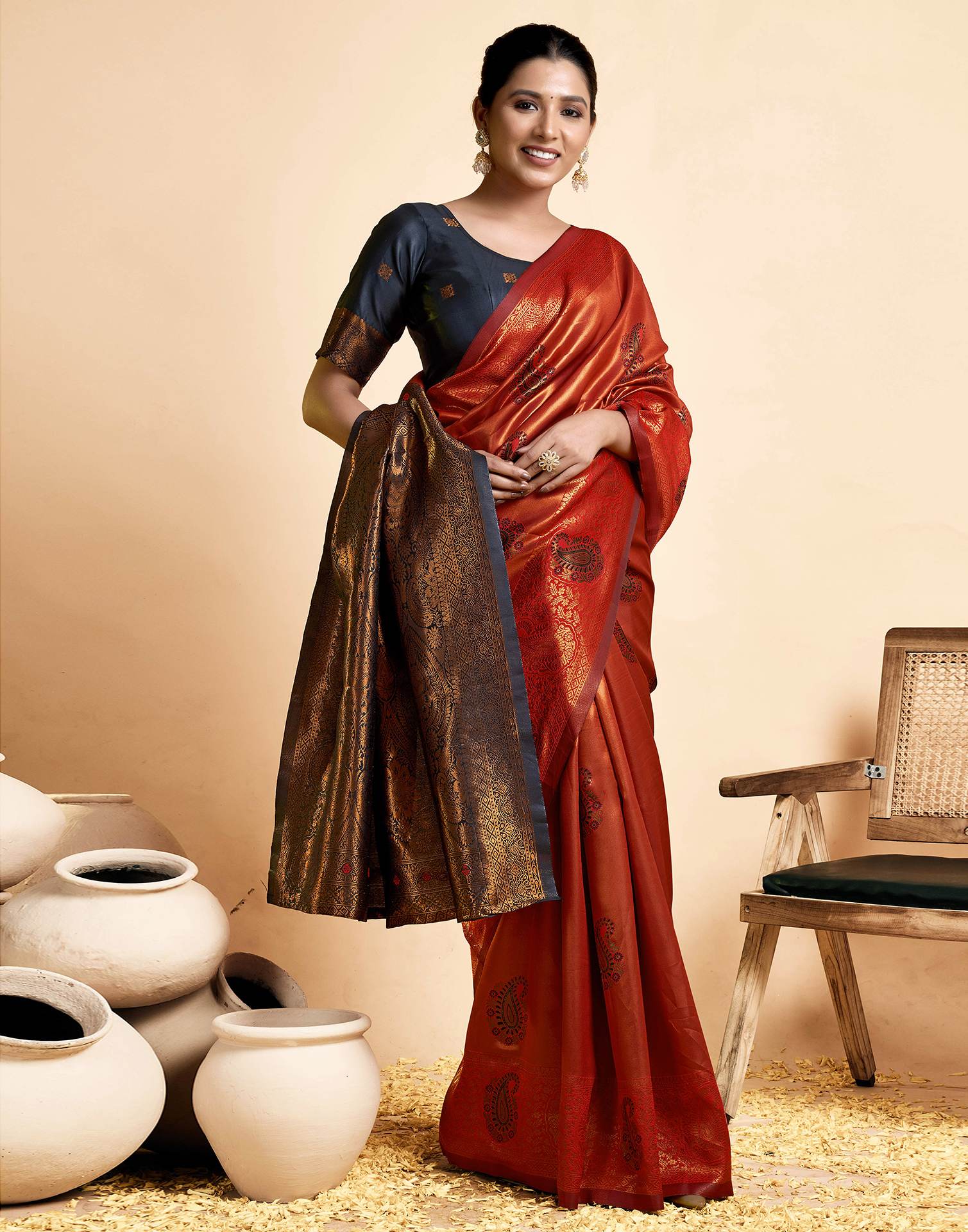 Red Silk Woven Banarasi Saree - Image 5