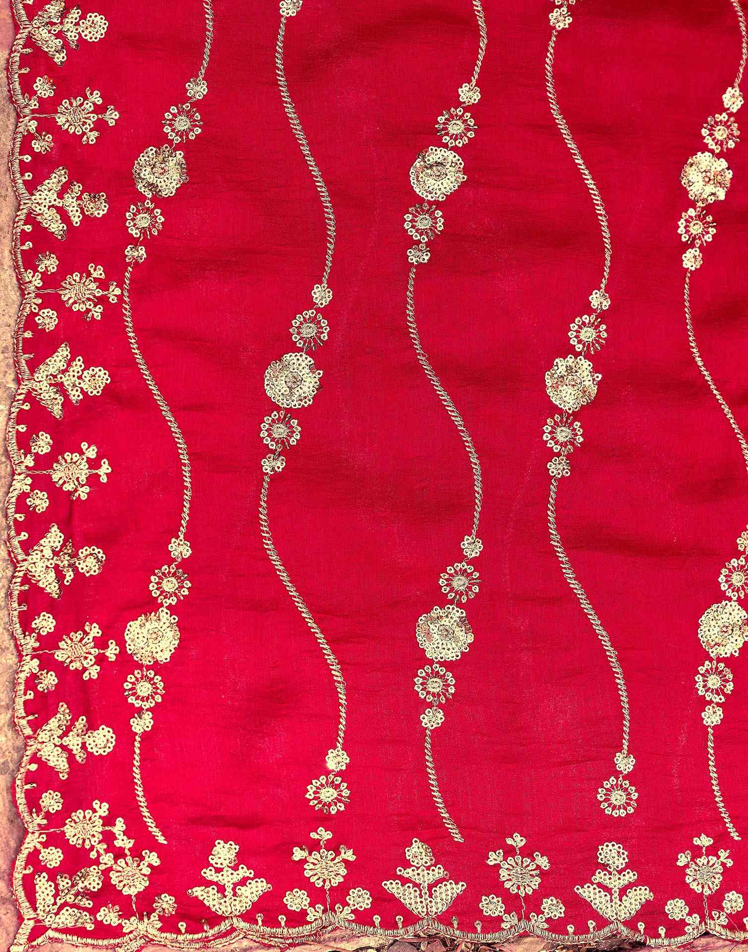 Red Valentine's Vichitra Silk Sequence Embroidery Saree - Image 7