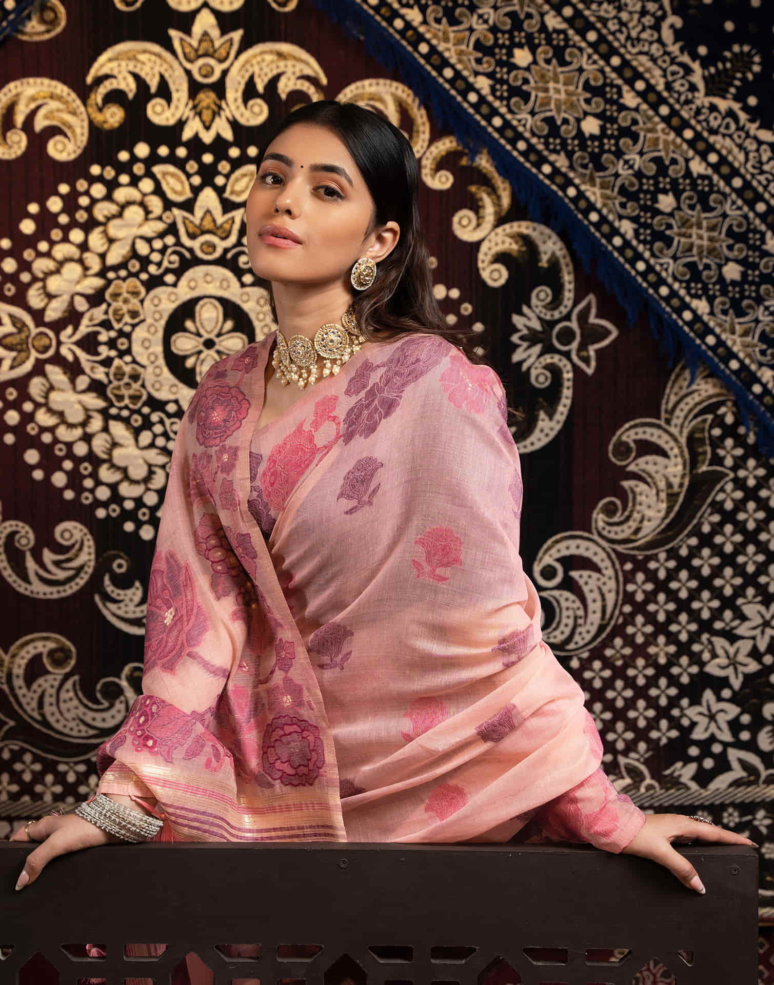 Rose Pink Cotton Weaving Jamdani Saree - Image 4