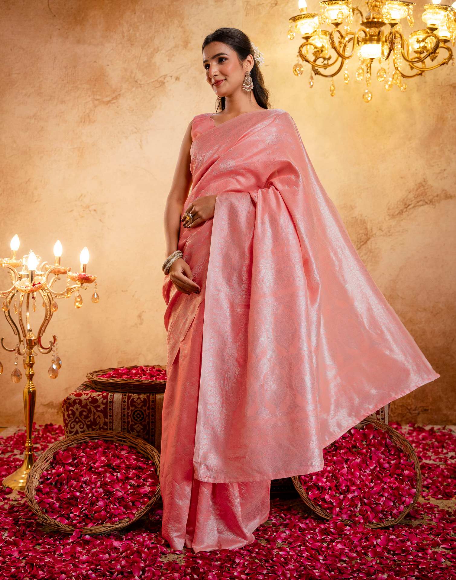 Rose Pink Silk Woven Banarasi Saree - Image 4