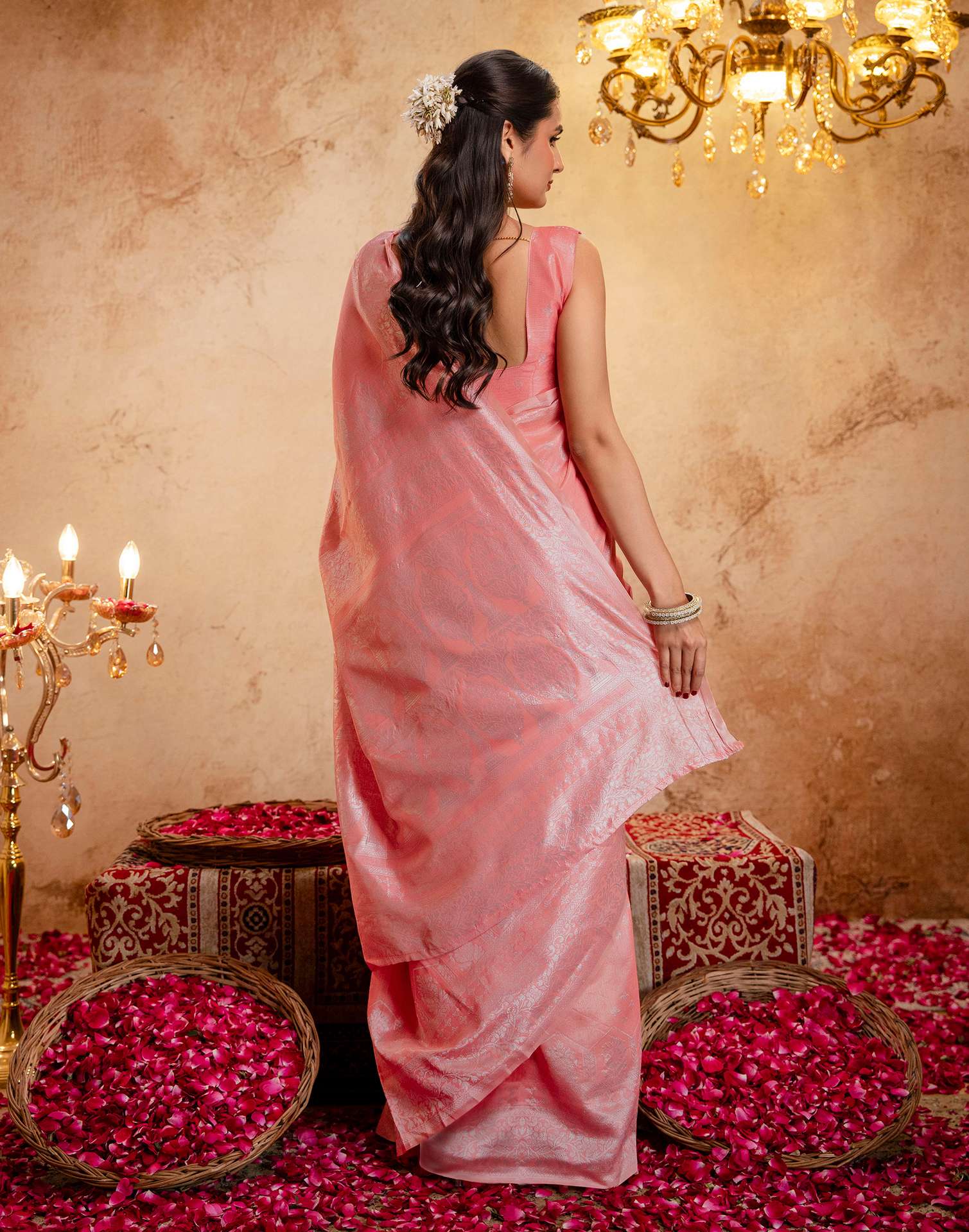 Rose Pink Silk Woven Banarasi Saree - Image 8