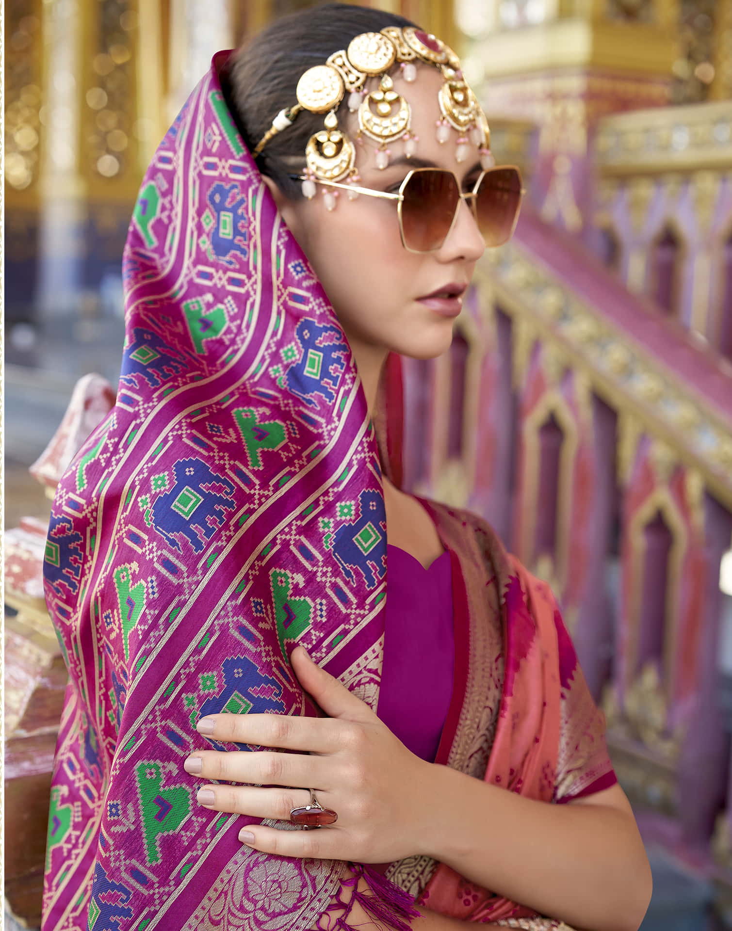Rose Pink Silk Woven Patola Saree - Image 4