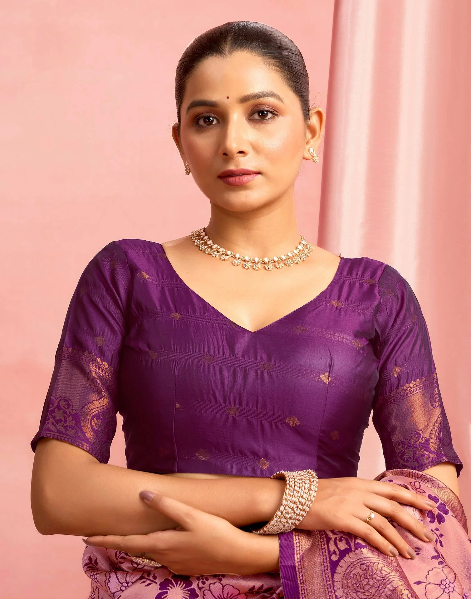 Rose Pink Silk Woven Banarasi Saree - Image 8