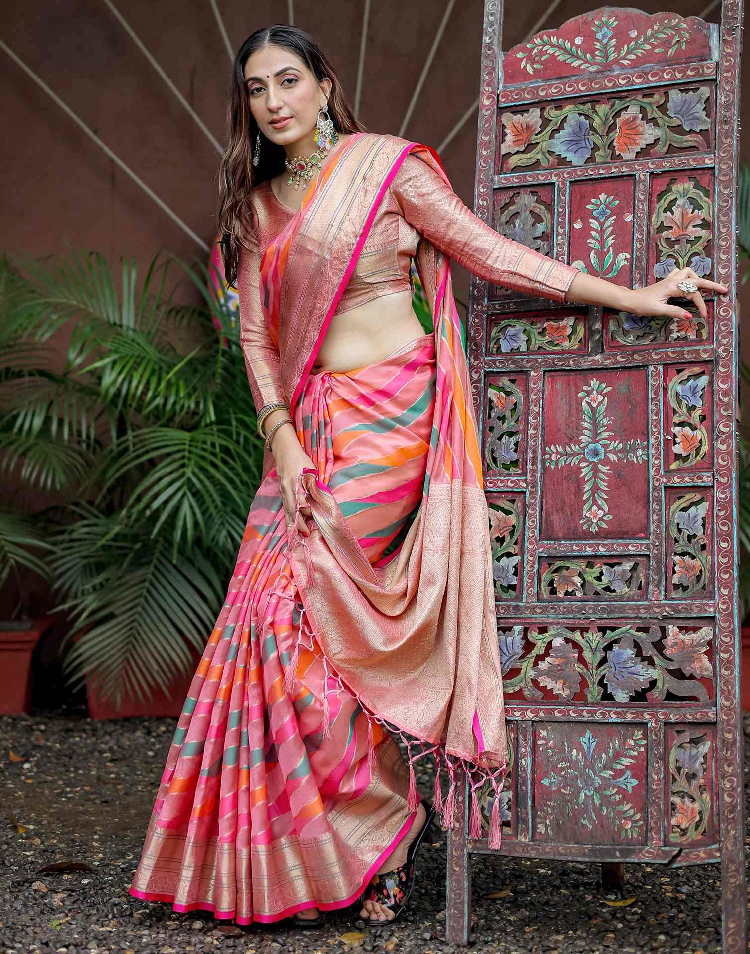 Rose Pink Silk Woven Saree - Image 6