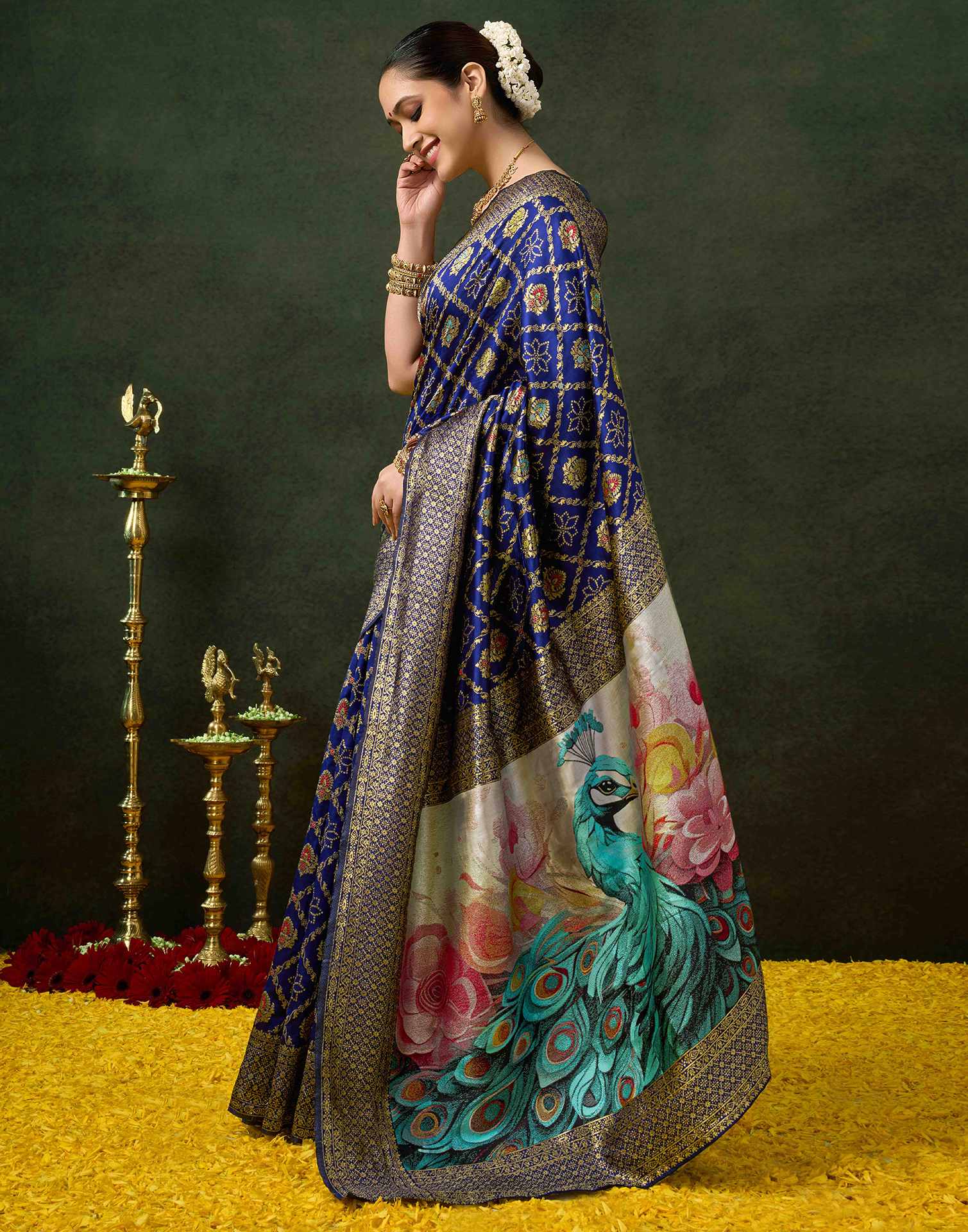 Royal Blue Silk Woven Banarasi Saree - Image 4