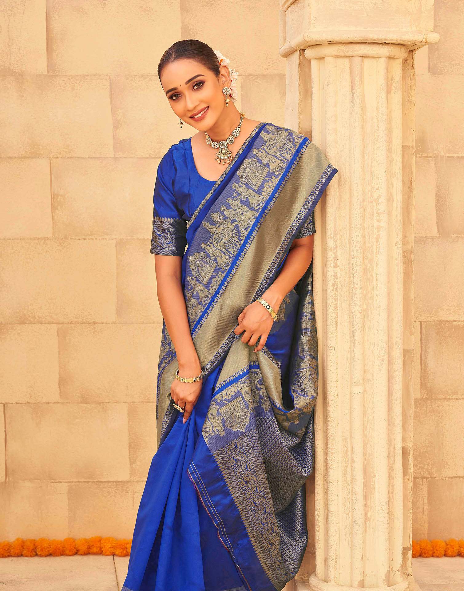 Royal Blue Silk Woven Kanjivaram Saree - Image 2