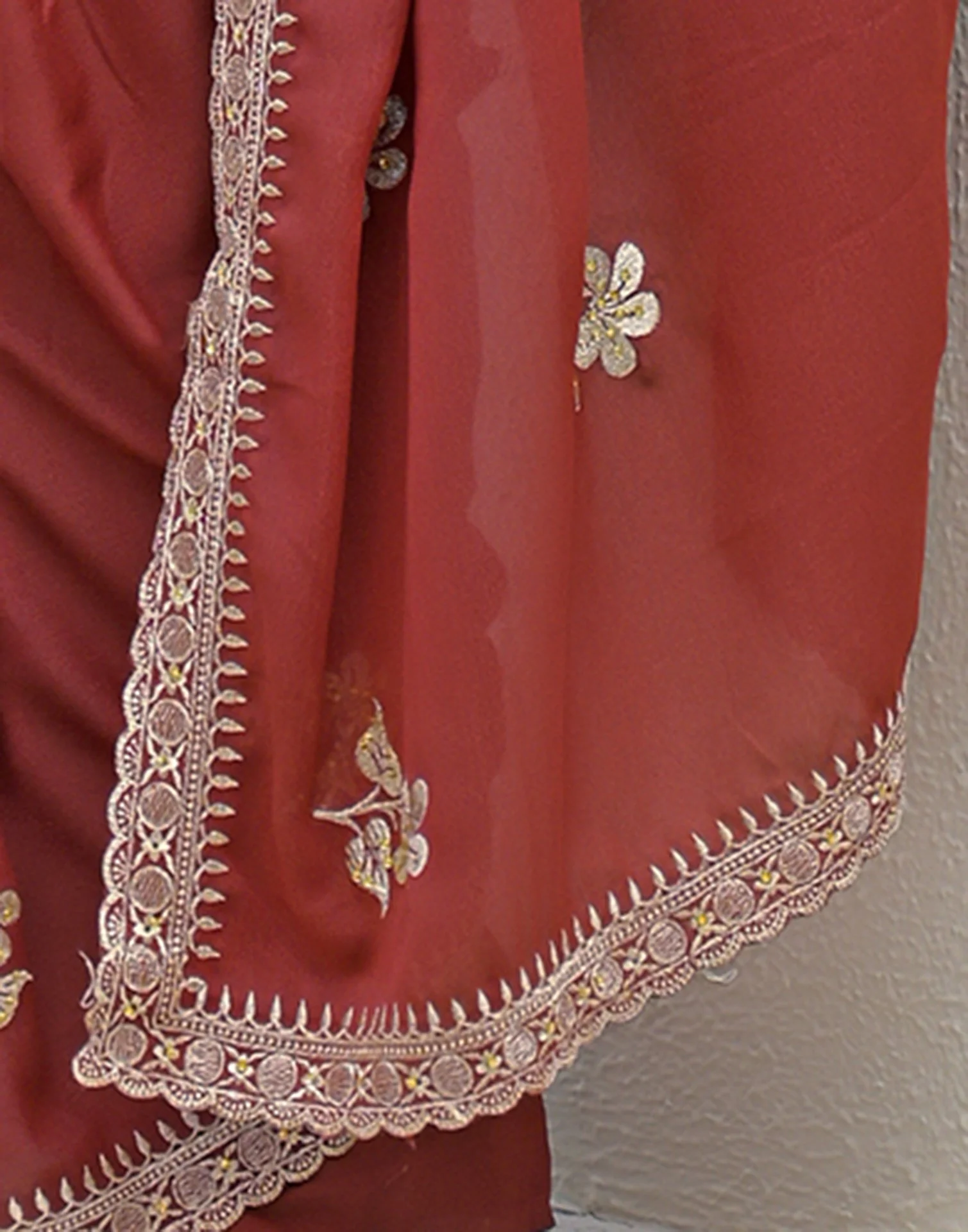 Rust Shimmer Embroidery Saree - Image 10