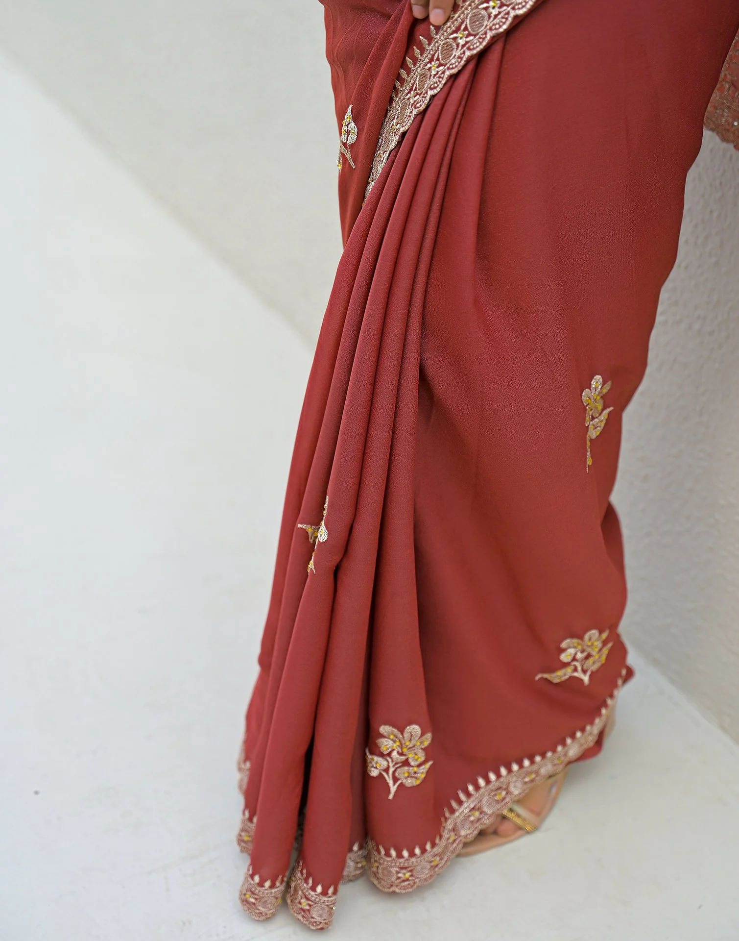 Rust Shimmer Embroidery Saree - Image 8