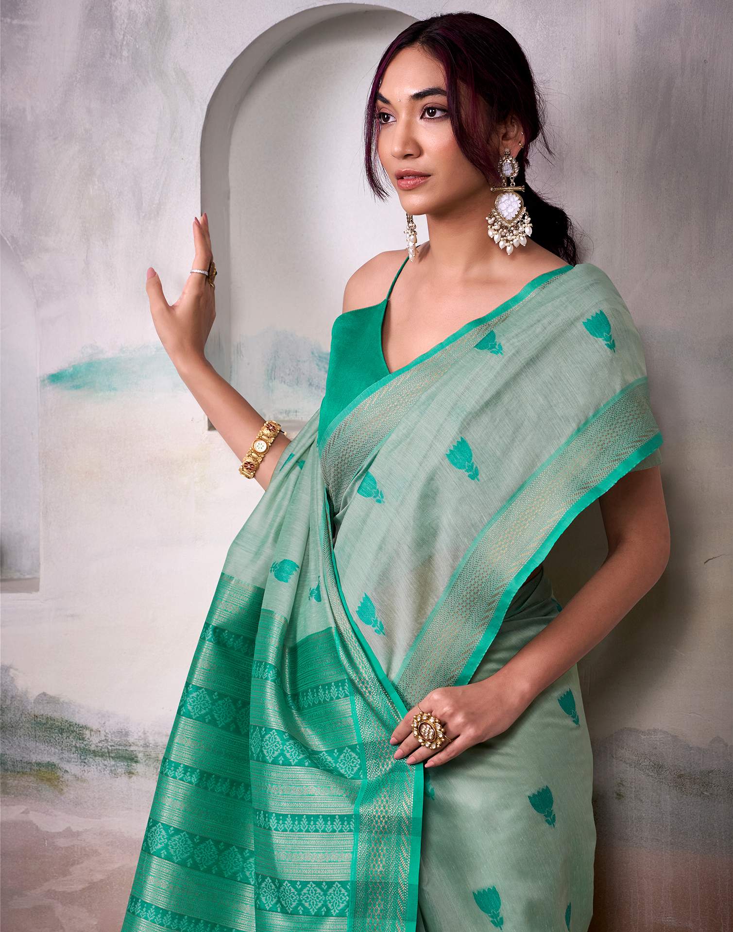 Sea Green Cotton Woven Saree - Image 4