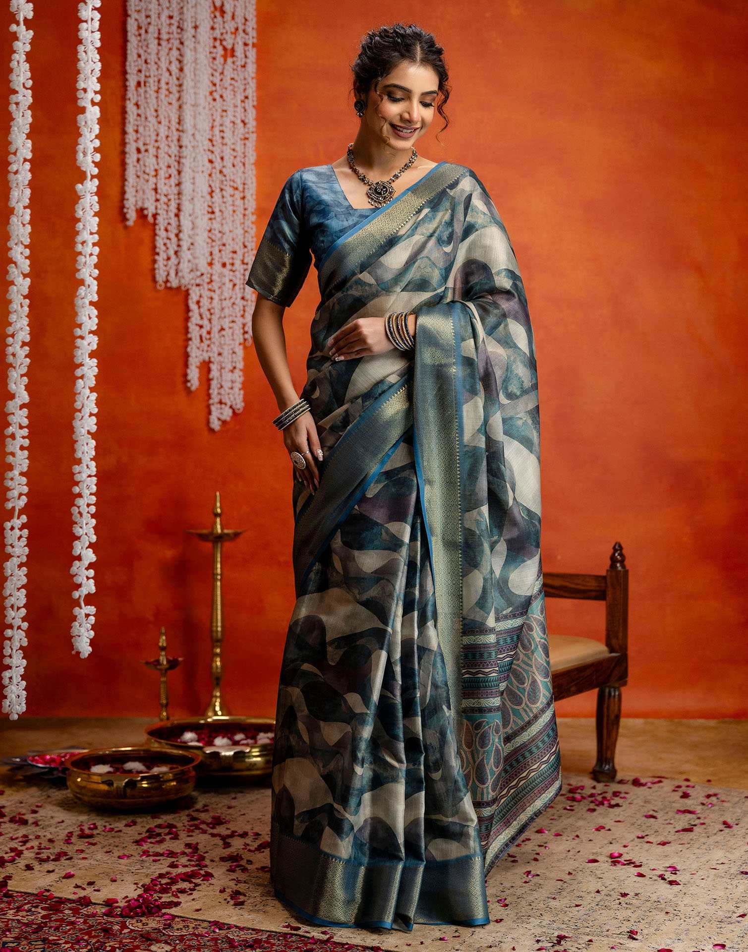 Steel Blue Cotton Printed Woven Saree - Image 9