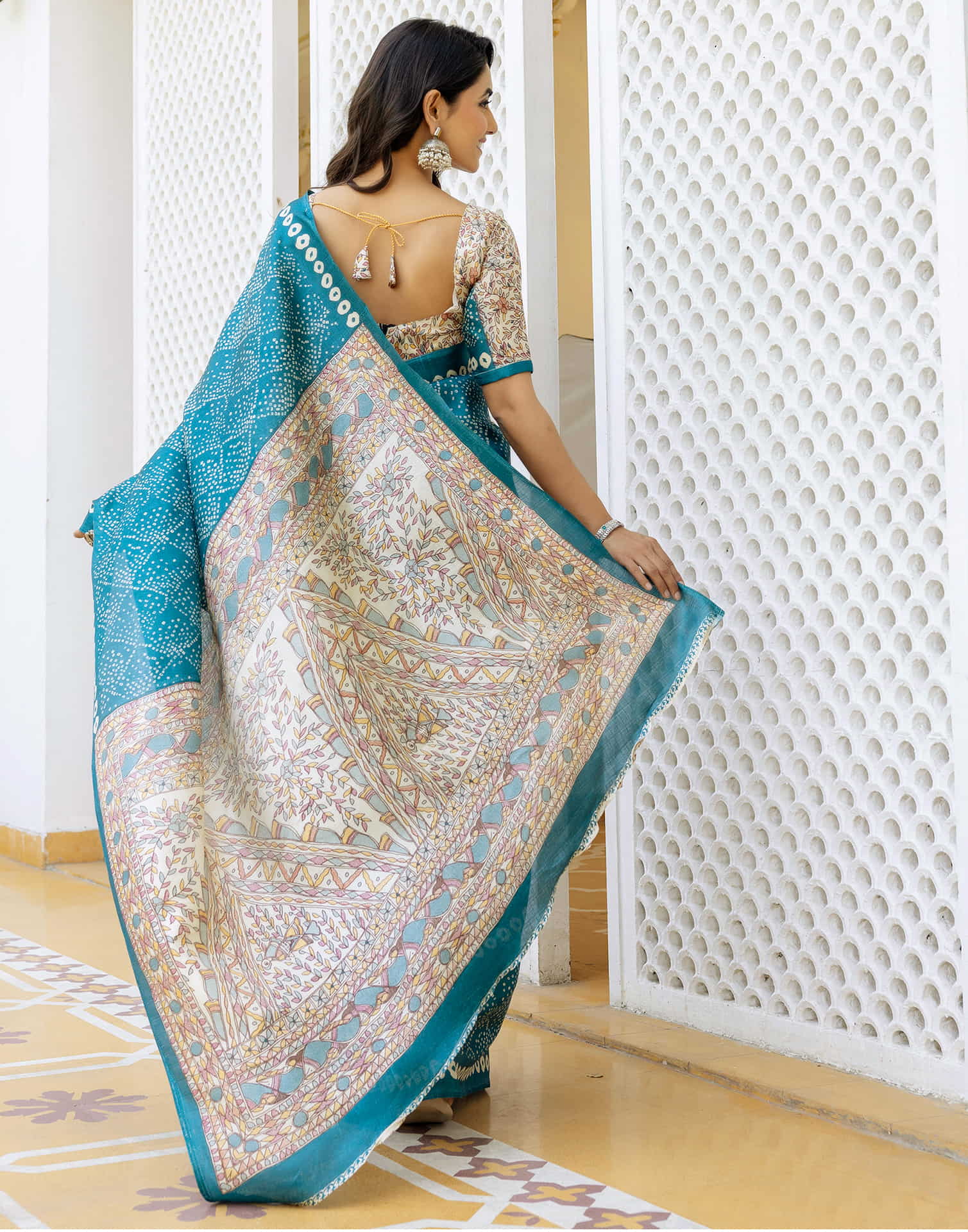 Teal Blue Cotton Blend Bandhani Printed Saree - Image 5