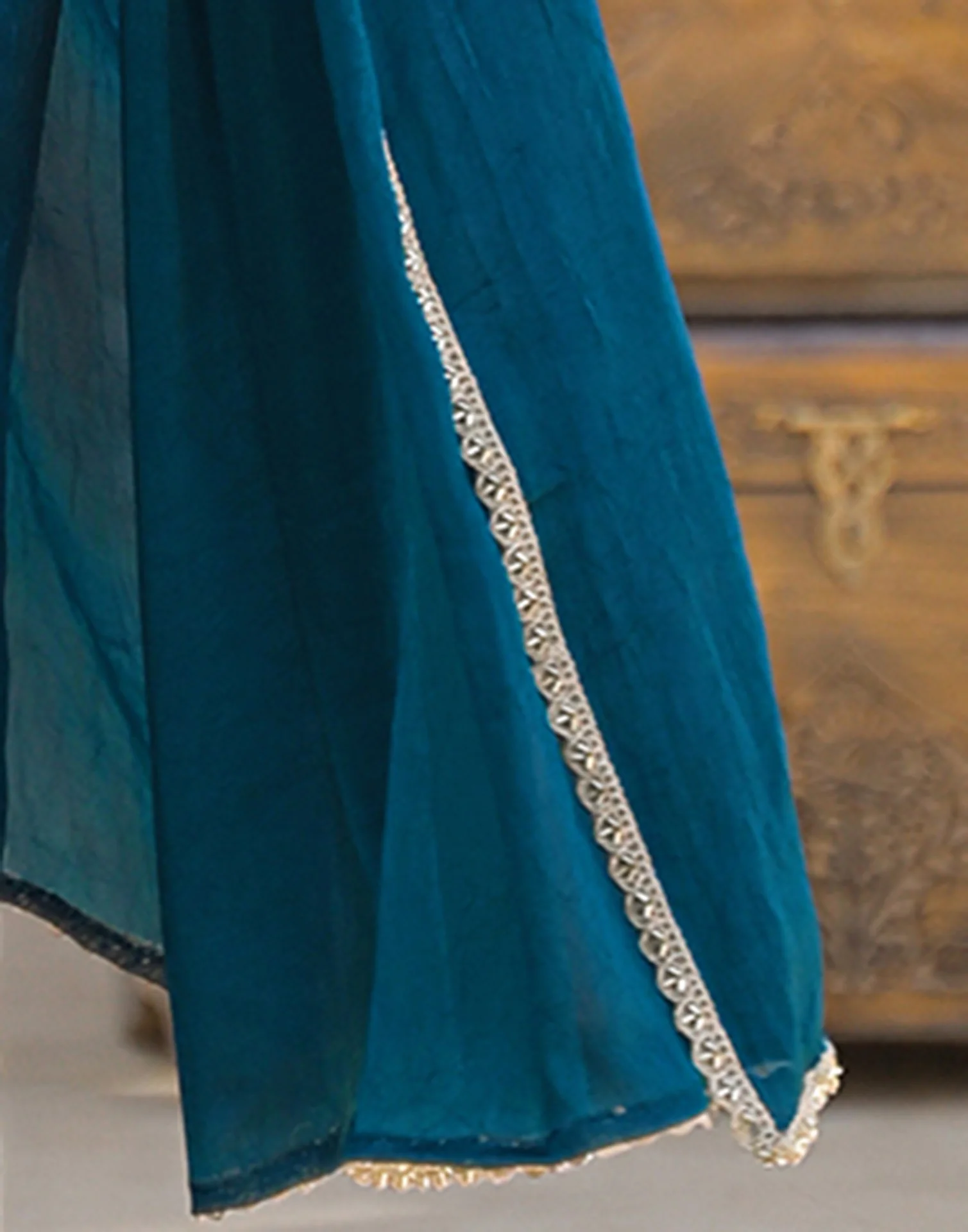 Teal Blue Crush Silk Lace Saree - Image 10