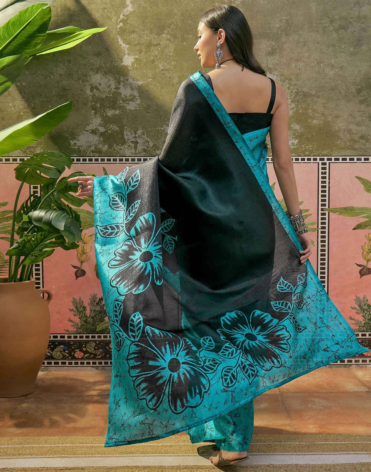 Teal Blue Khadi Floral Printed Saree - Image 7