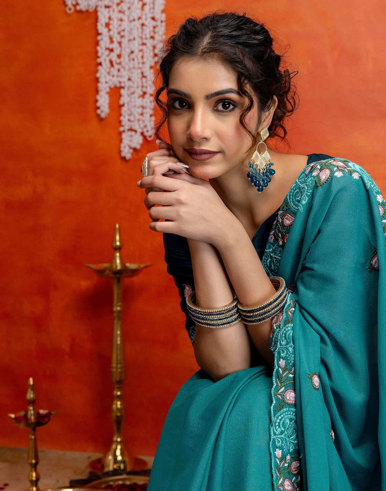 Teal Blue Shimmer Embroidery Saree - Image 4