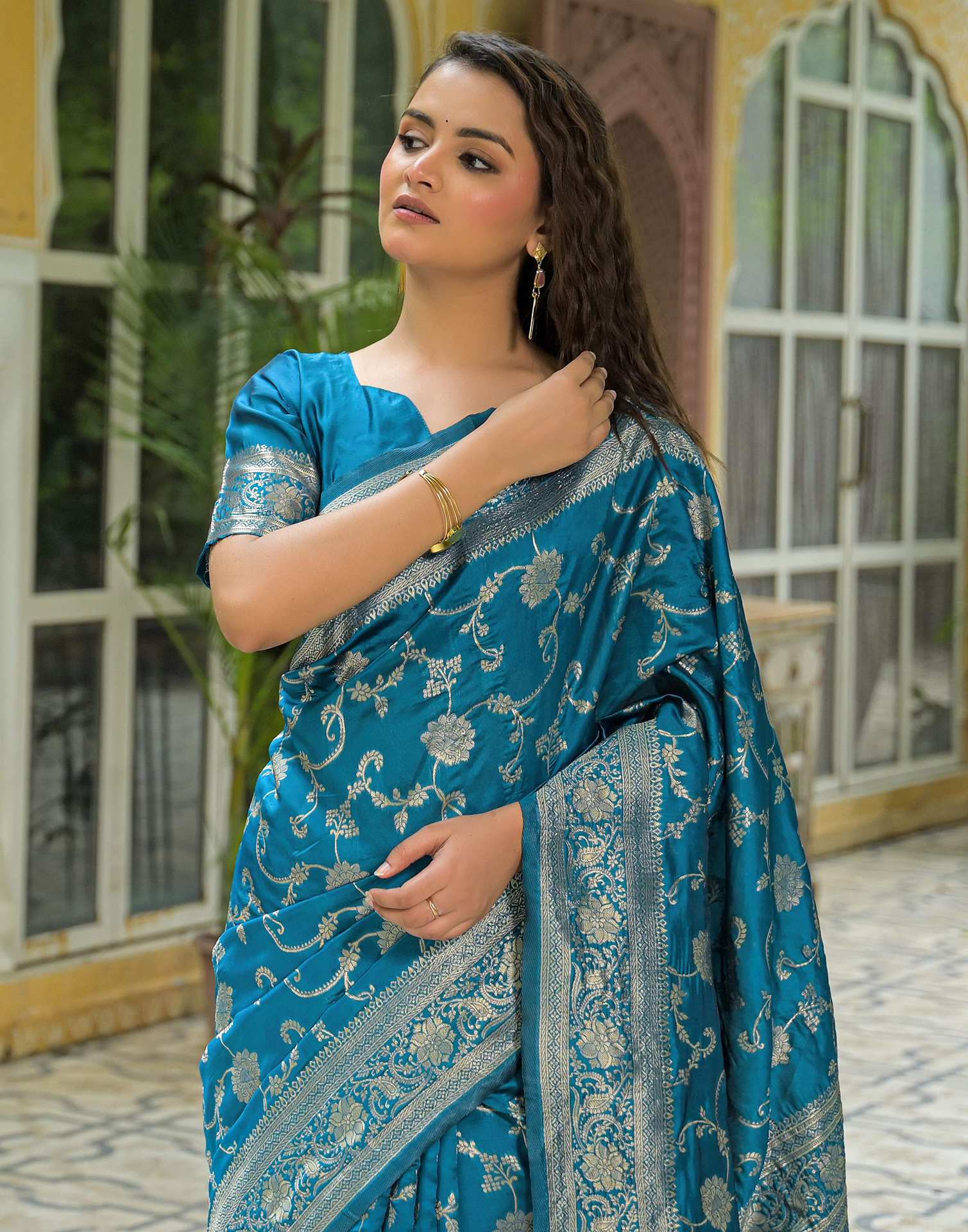 Teal Blue Silk Woven Banarasi Saree - Image 4