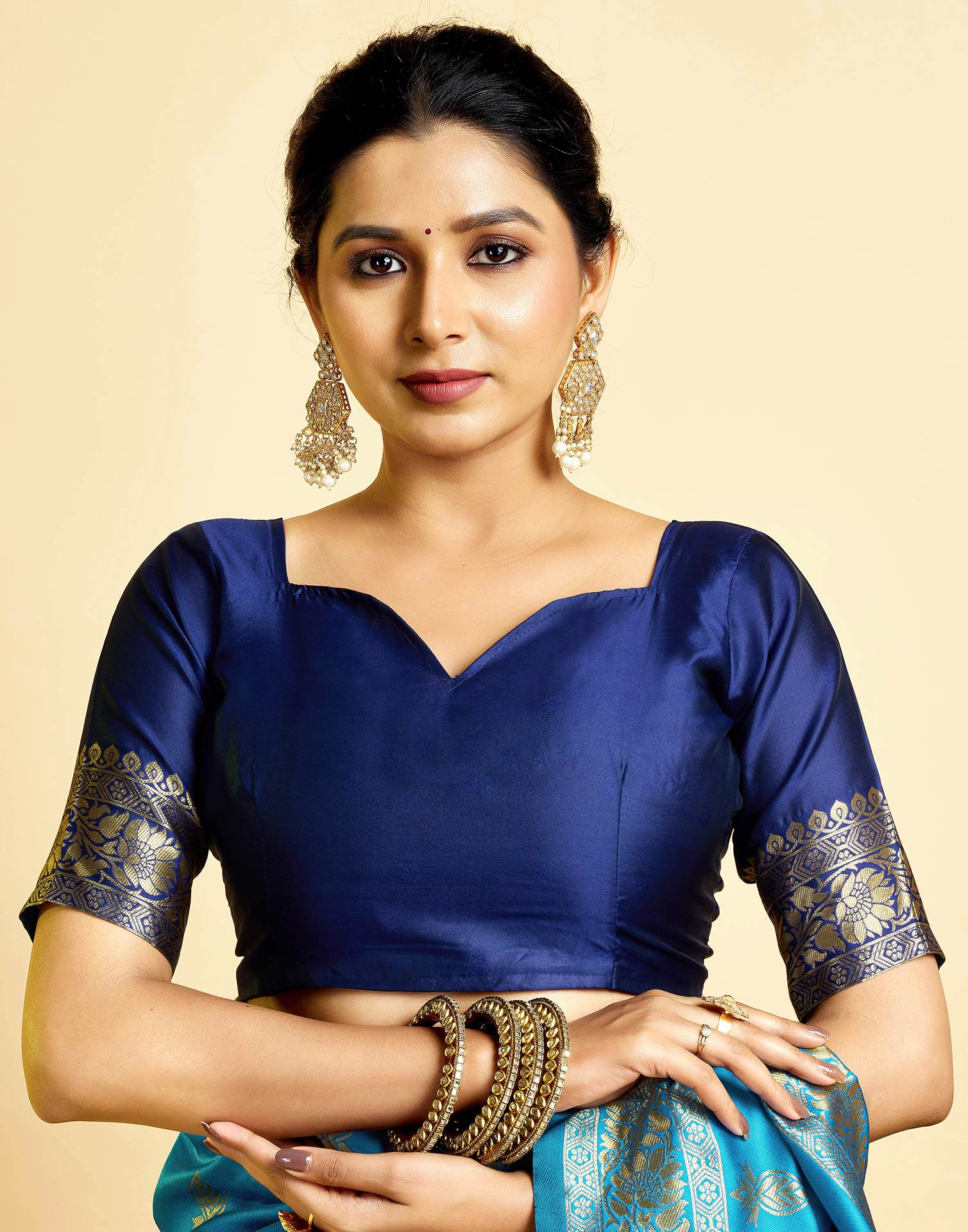 Teal Blue Silk Woven Banarasi Saree - Image 10