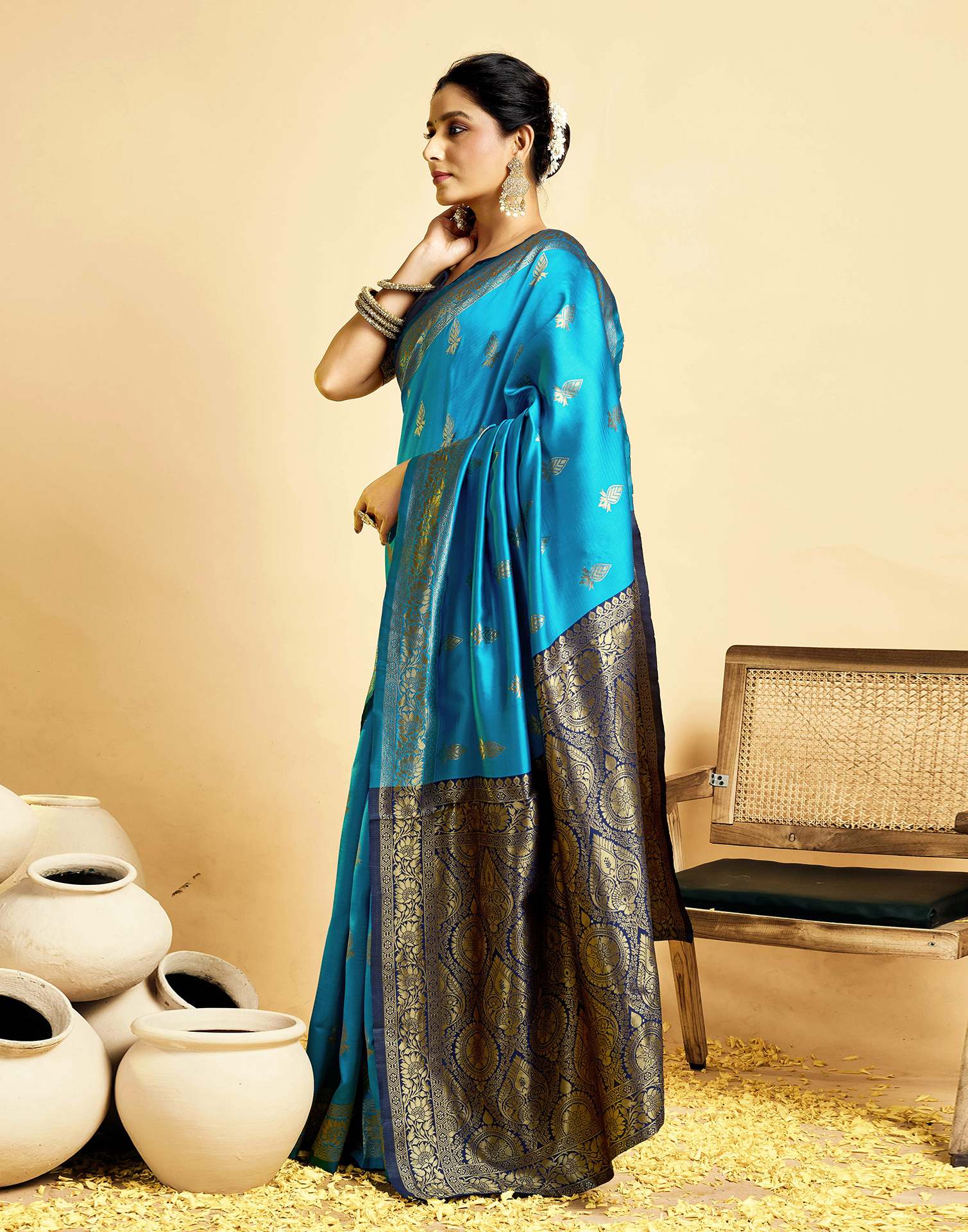 Teal Blue Silk Woven Banarasi Saree - Image 5