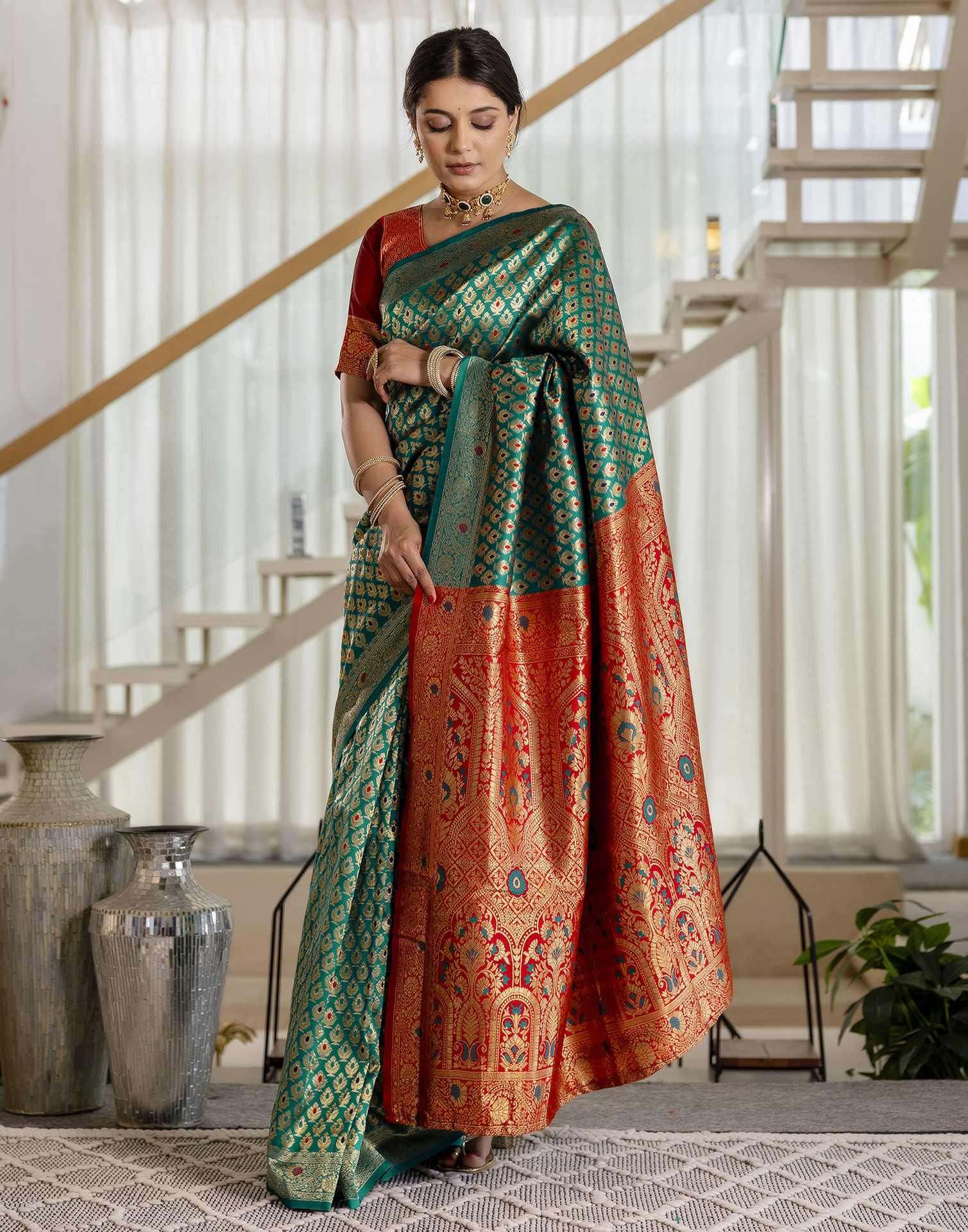 Teal Blue Silk Woven Banarasi Saree - Image 5