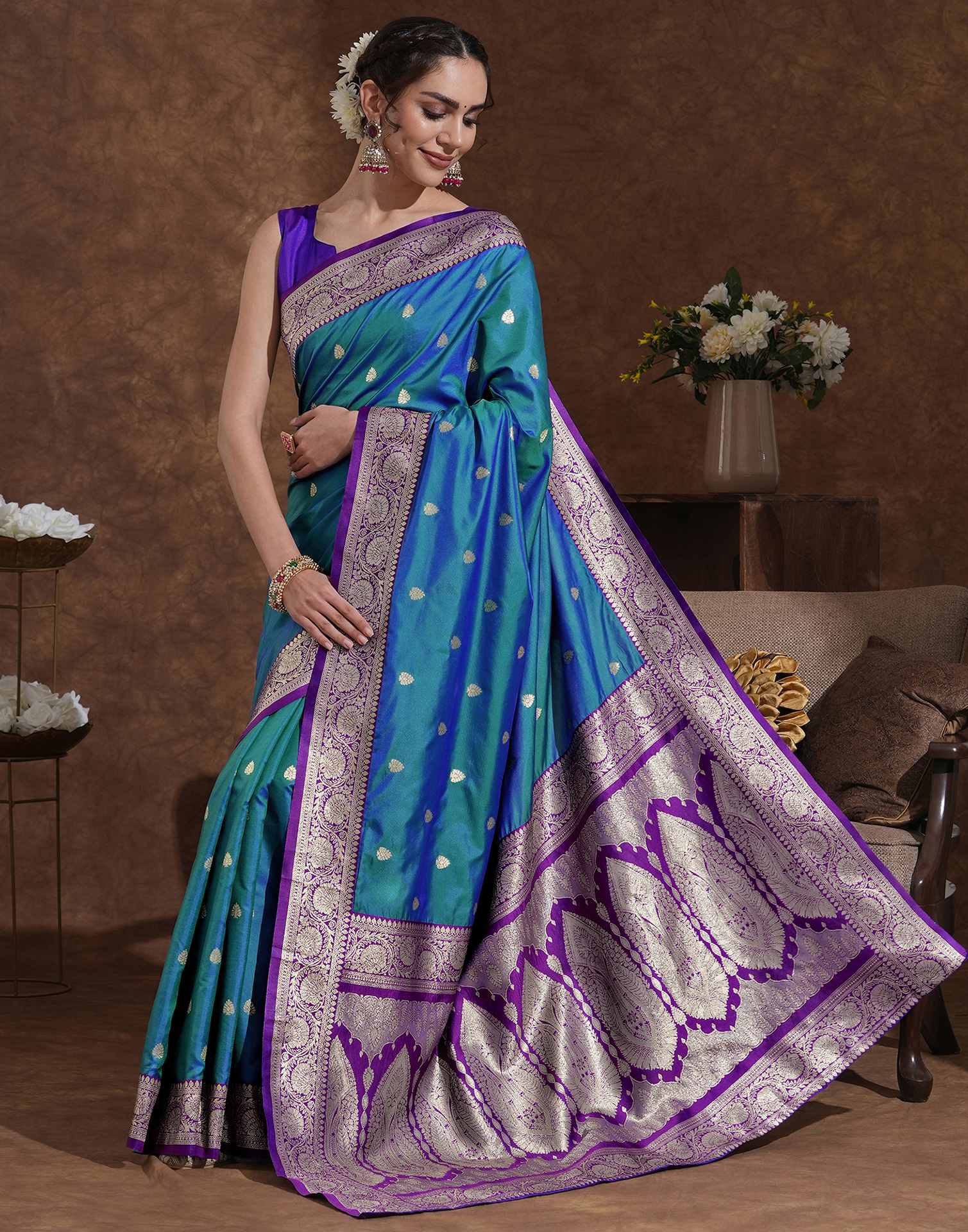 Teal Blue Silk Woven Banarasi Saree - Image 5