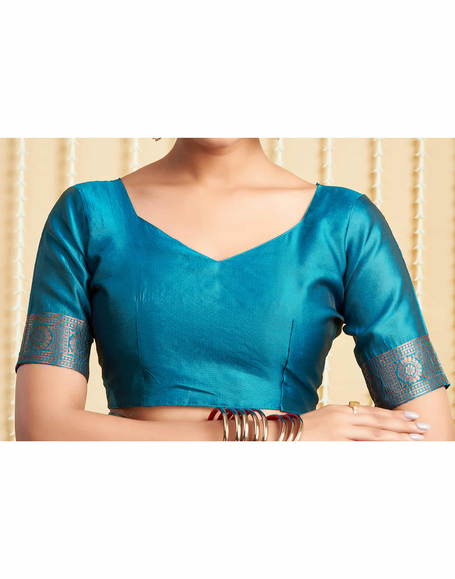 Teal Blue Silk Woven Kanjivaram Saree - Image 9