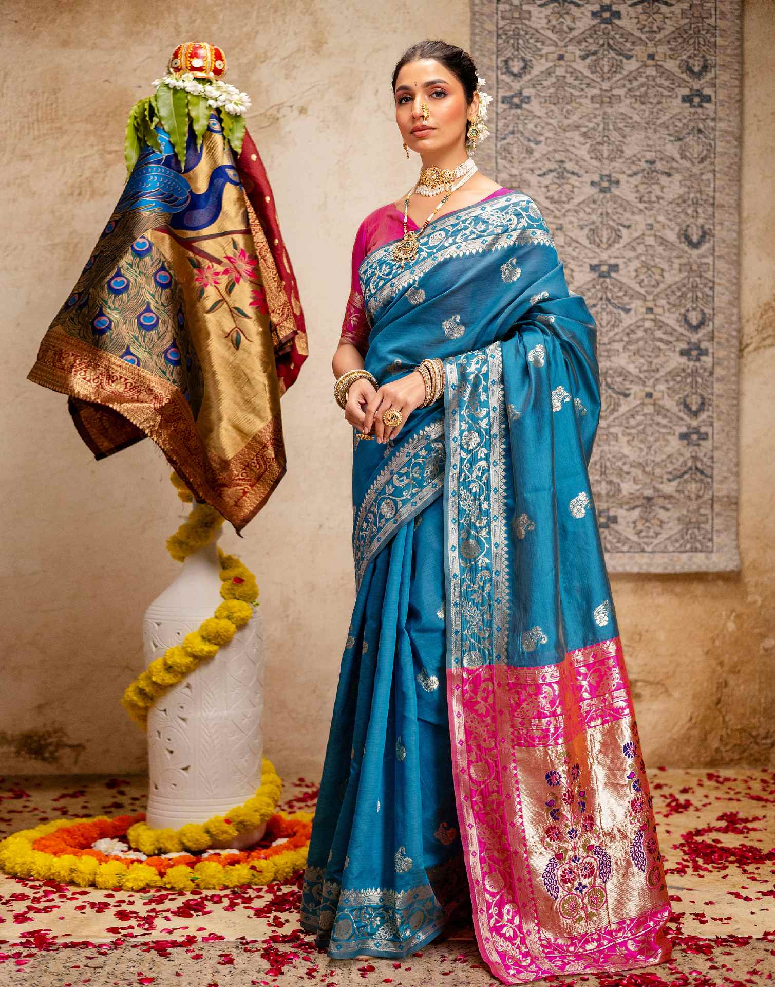 Teal Blue Silk Woven Paithani Saree - Image 5