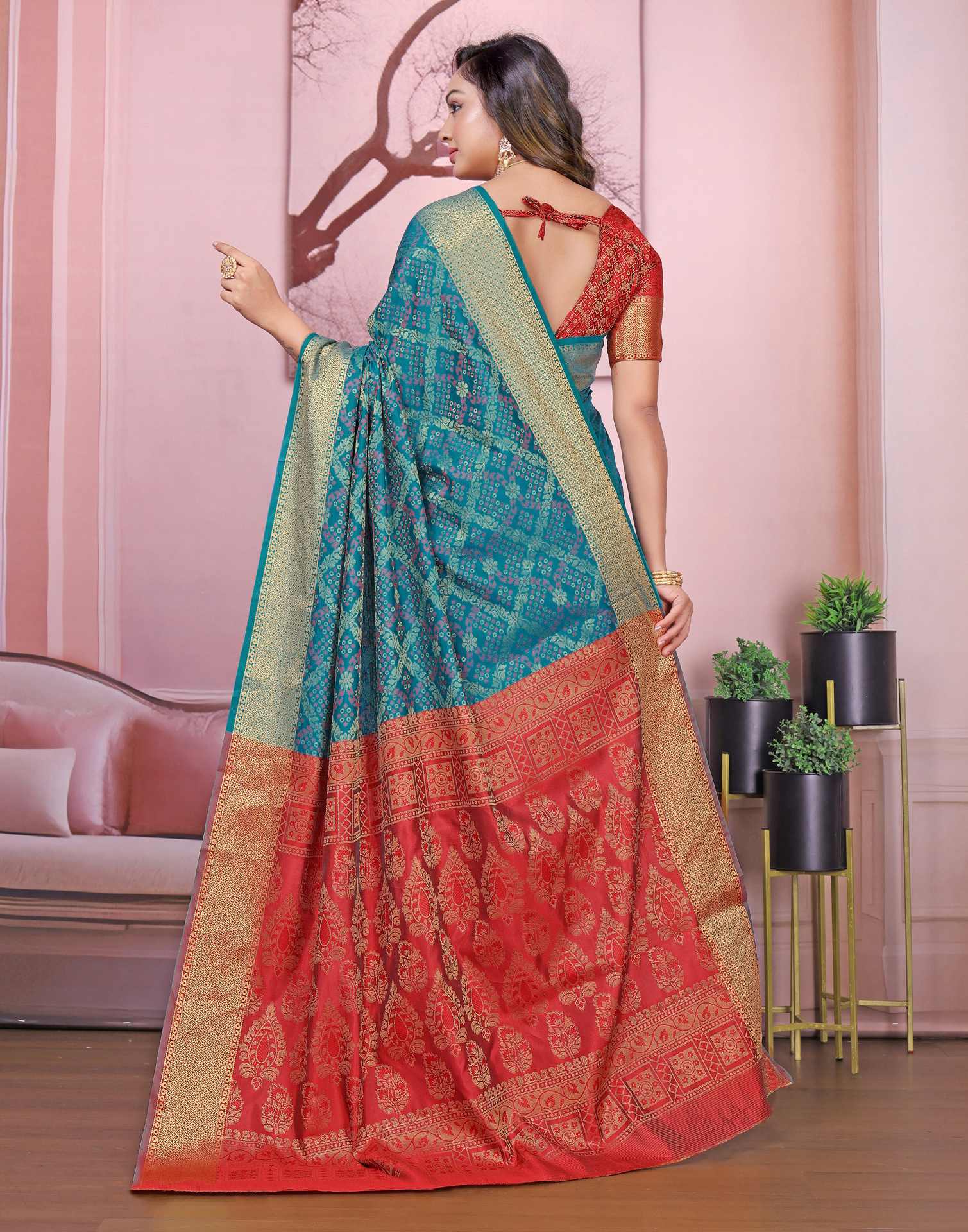 Teal Blue Silk Woven Patola Saree - Image 6