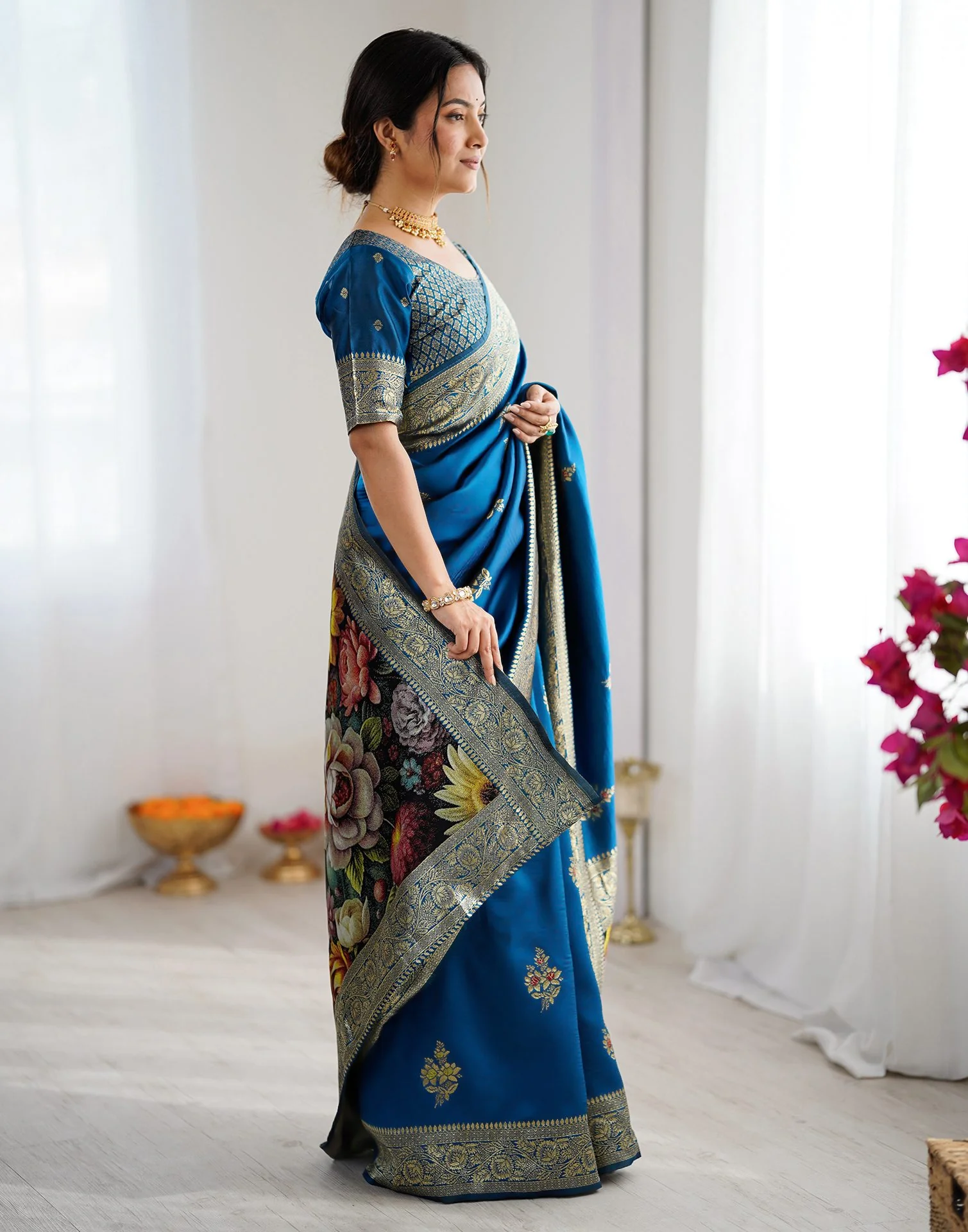 Teal Blue Silk Woven Saree - Image 5