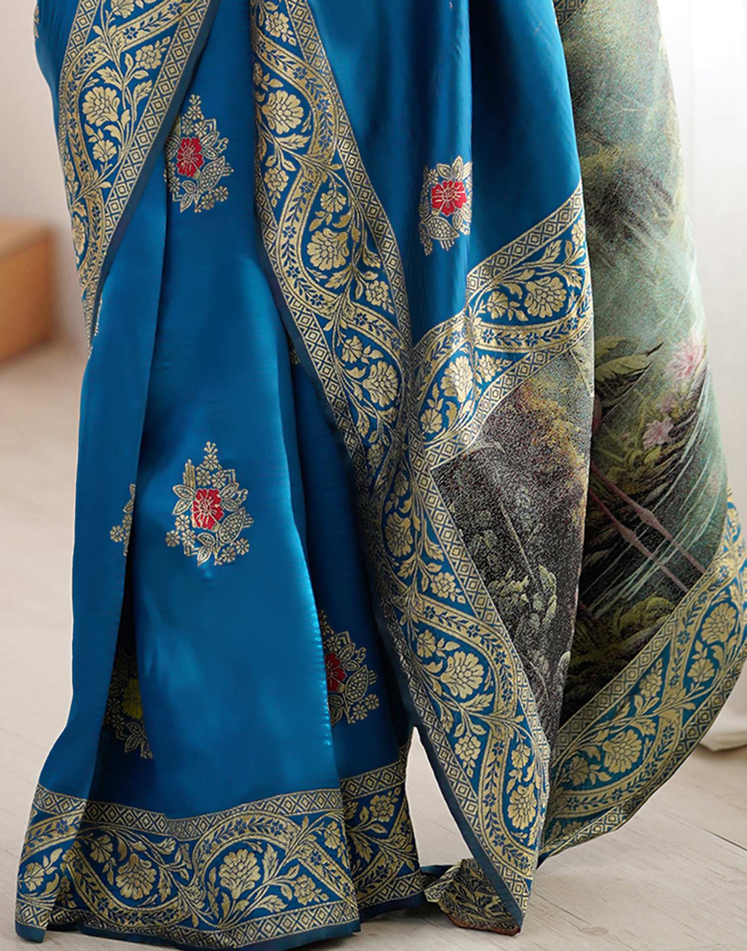 Teal Blue Silk Woven Saree - Image 11