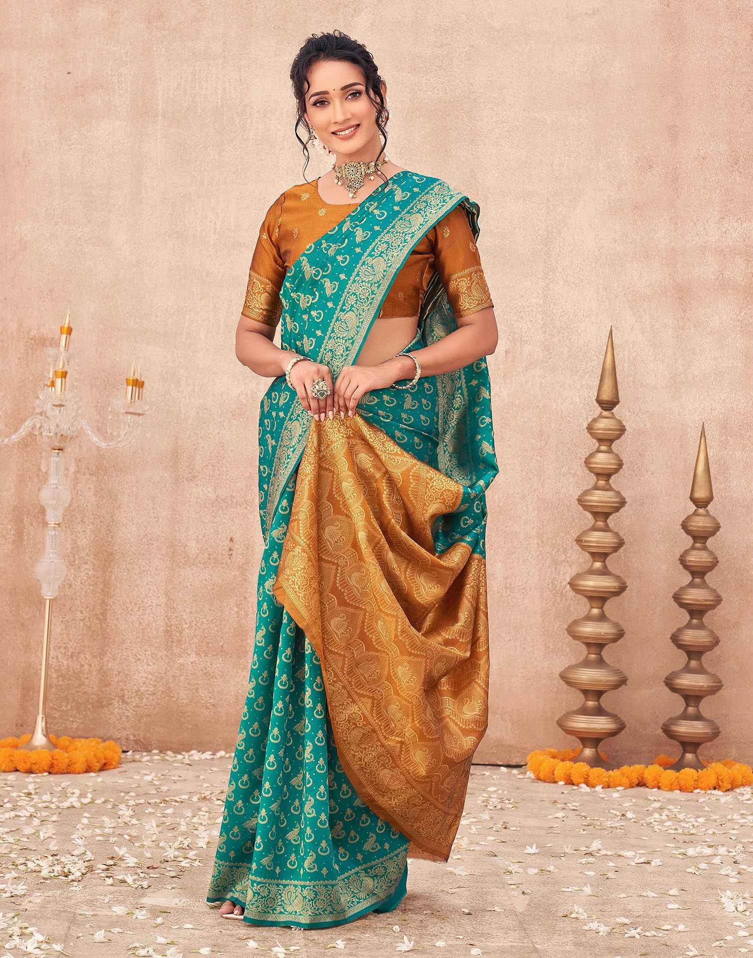 Teal Green Shimmer Silk Woven Banarasi Saree - Image 5