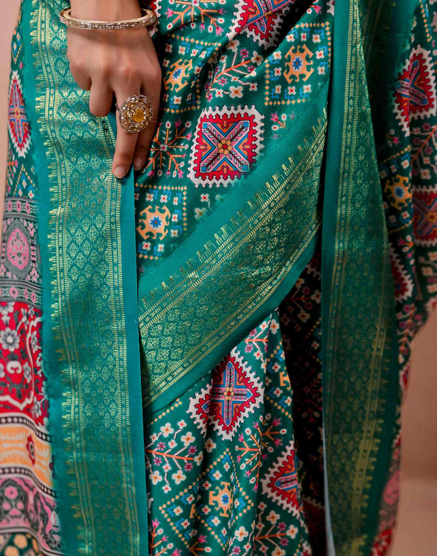 Teal Green Silk Printed Woven Border Saree - Image 11
