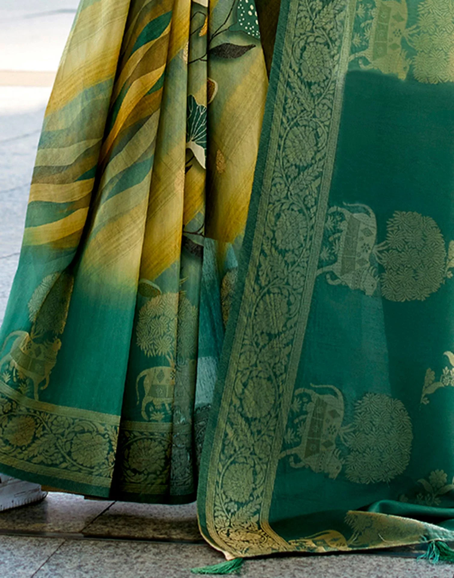 Teal Green Silk Printed Woven Saree - Image 5