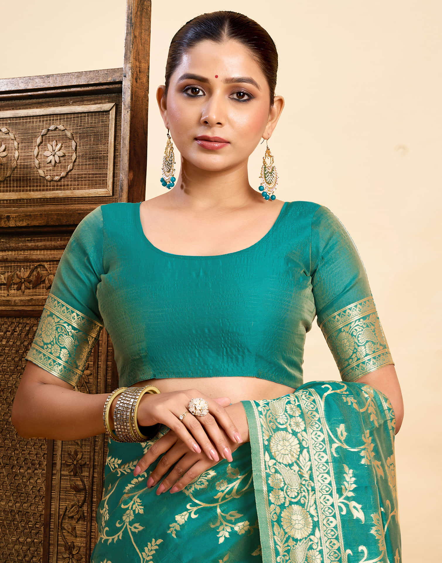 Teal Green Silk Woven Banarasi Saree - Image 7