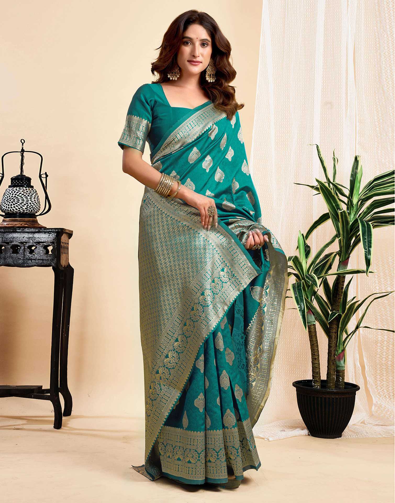 Teal Green Silk Woven Banarasi Saree - Image 4