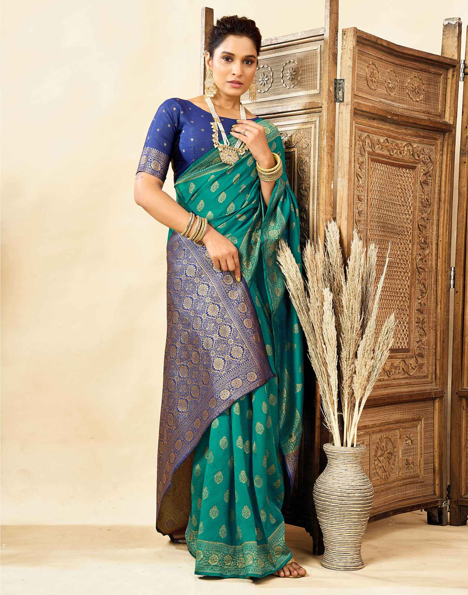 Teal Green Silk Woven Banarasi Saree - Image 5