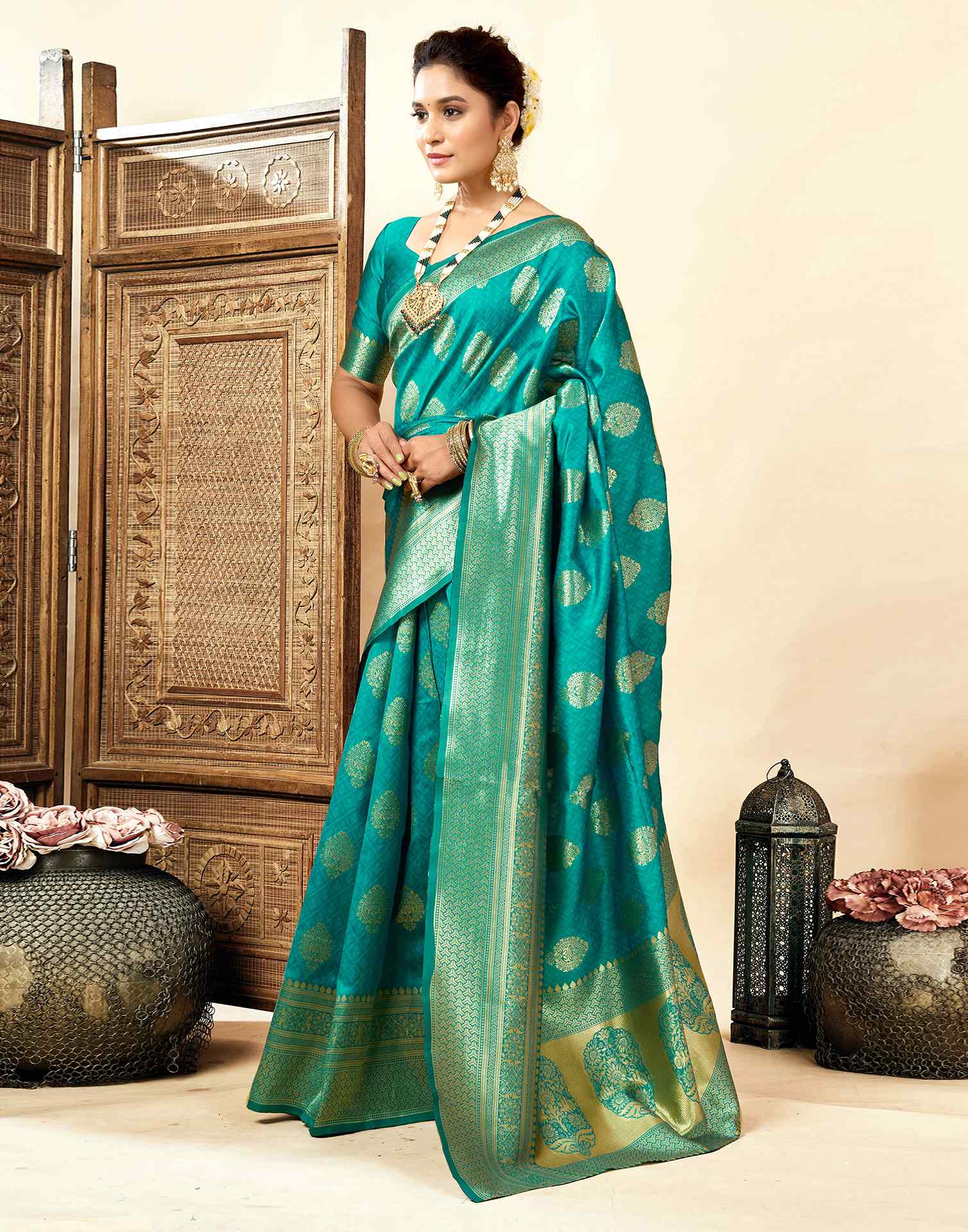 Teal Green Silk Woven Banarasi Saree - Image 4