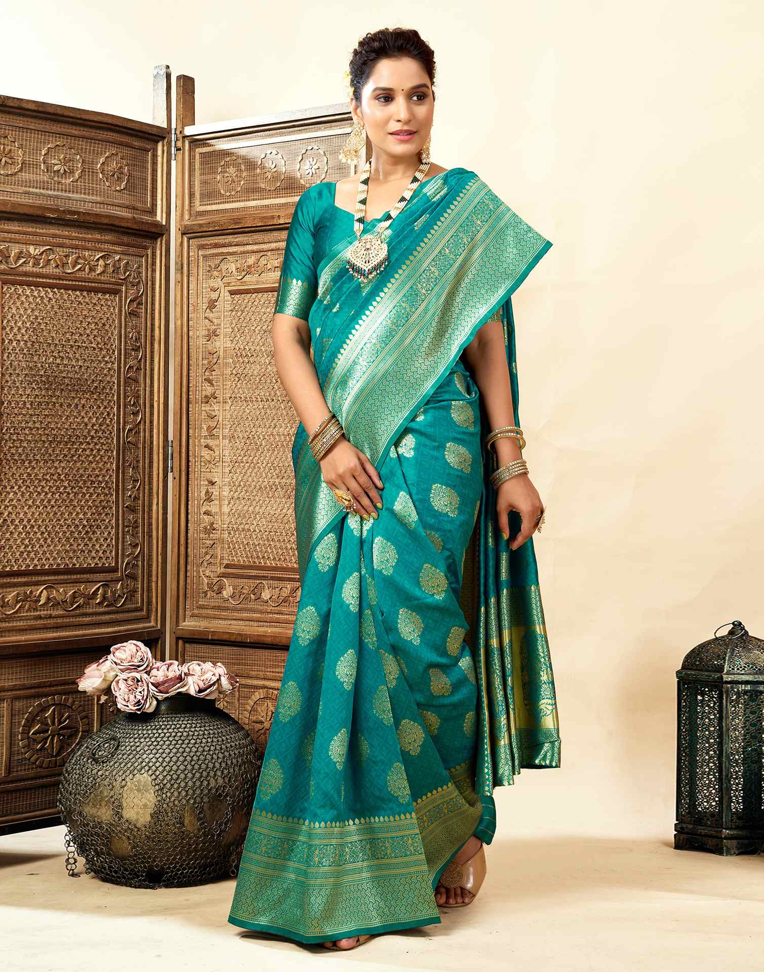 Teal Green Silk Woven Banarasi Saree - Image 5