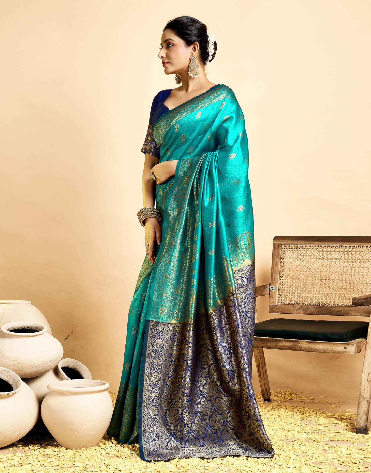Teal Green Silk Woven Banarasi Saree - Image 4