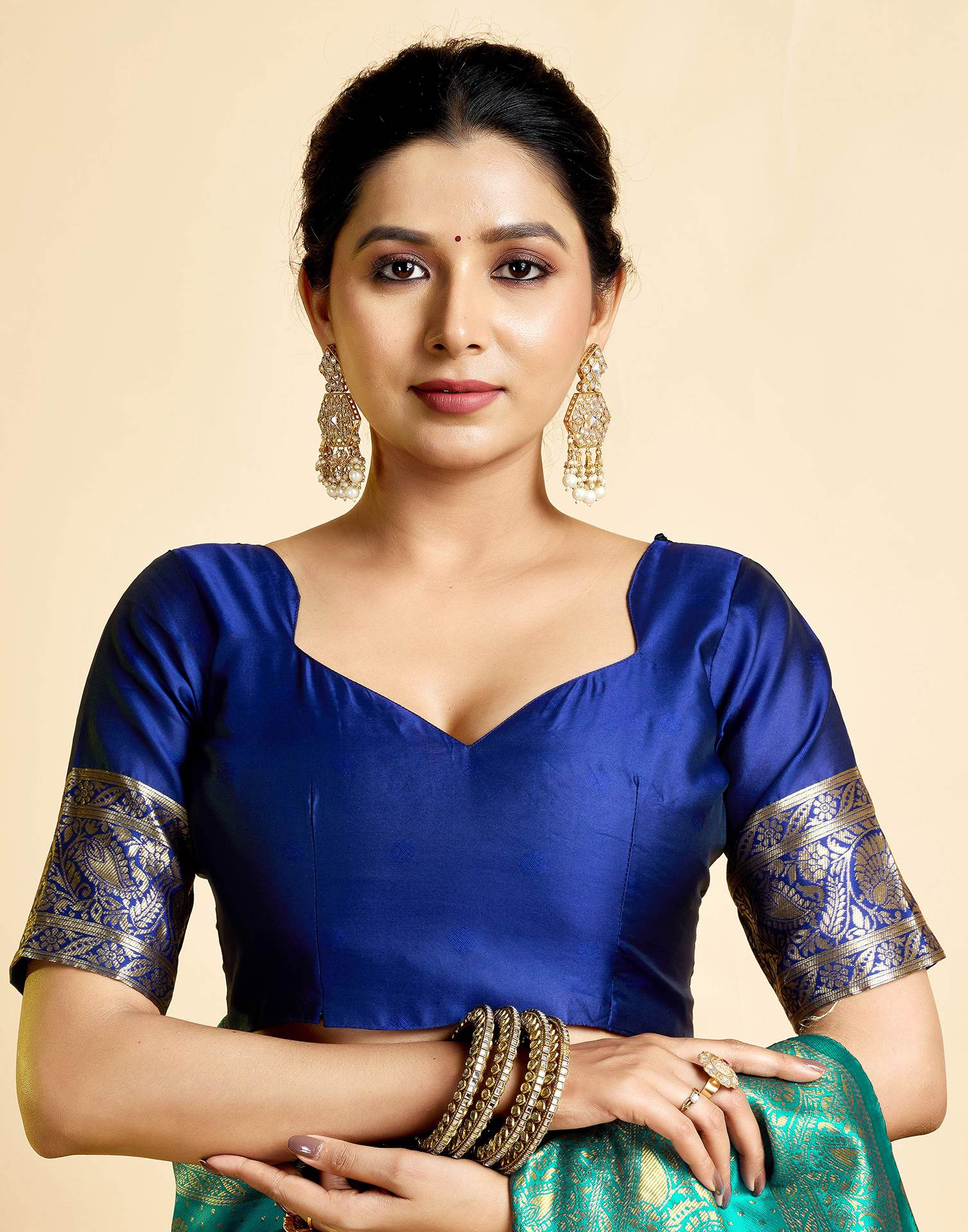 Teal Green Silk Woven Banarasi Saree - Image 9