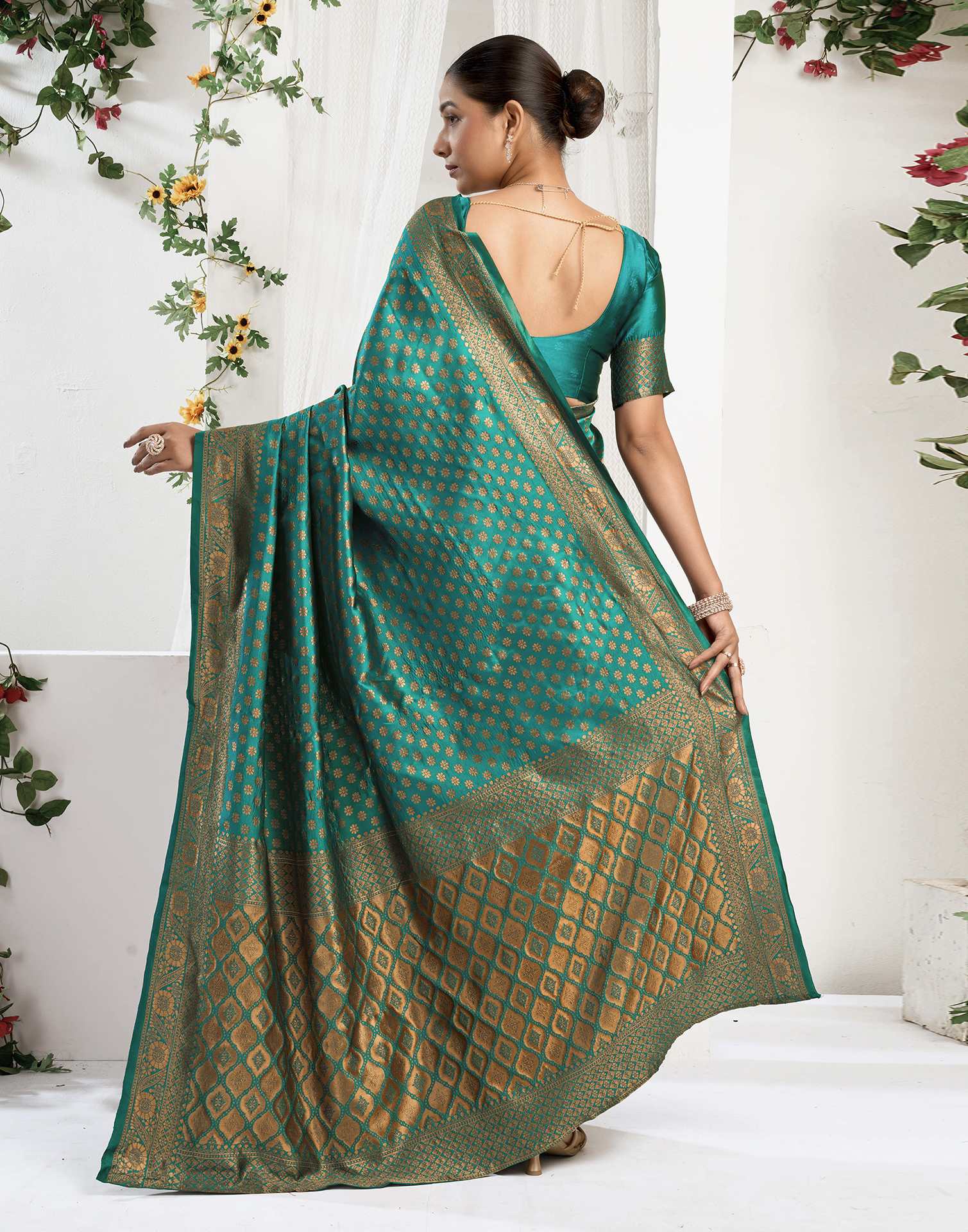 Teal Green Silk Woven Banarasi Saree - Image 6