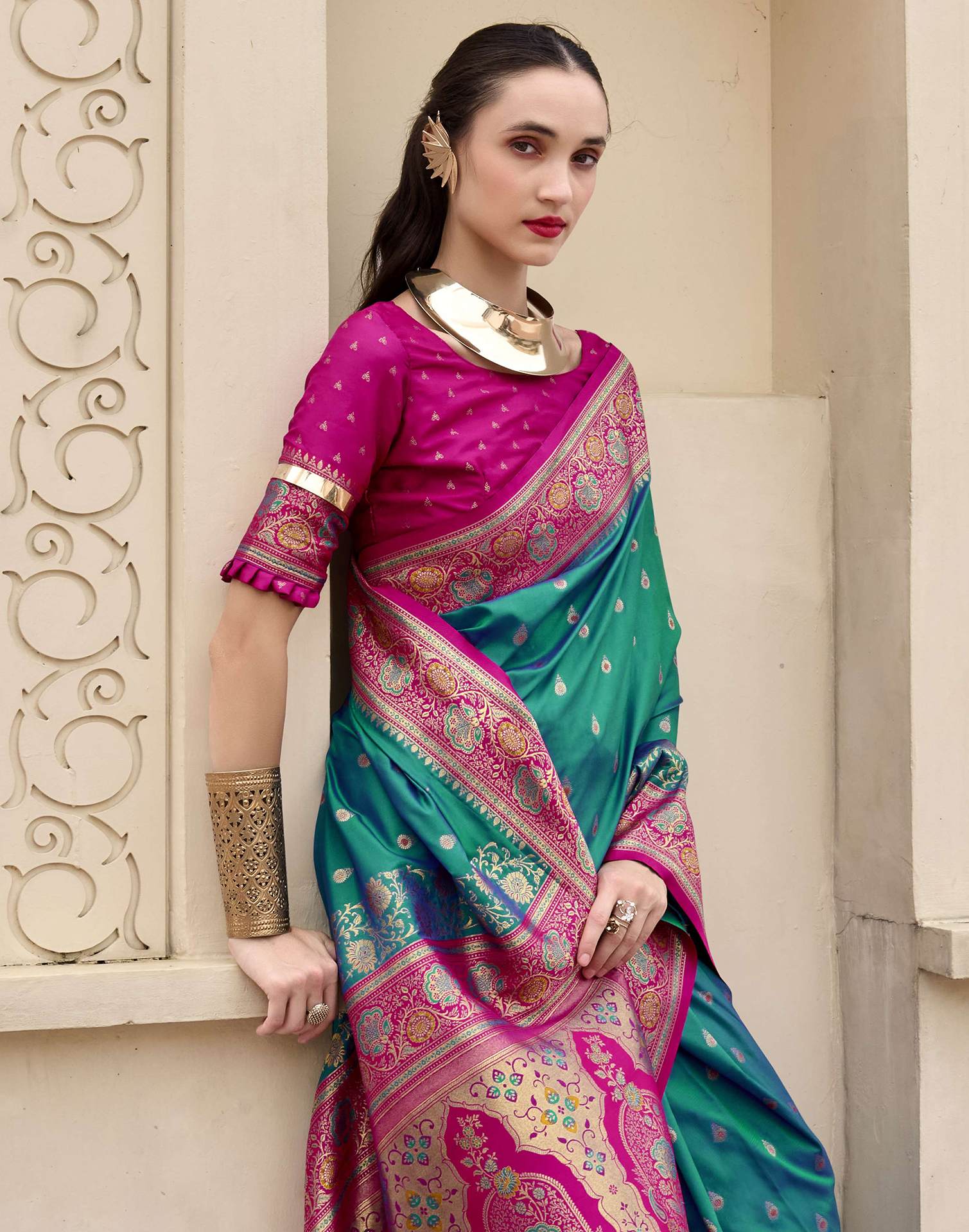 Teal Green Silk Woven Banarasi Saree - Image 4
